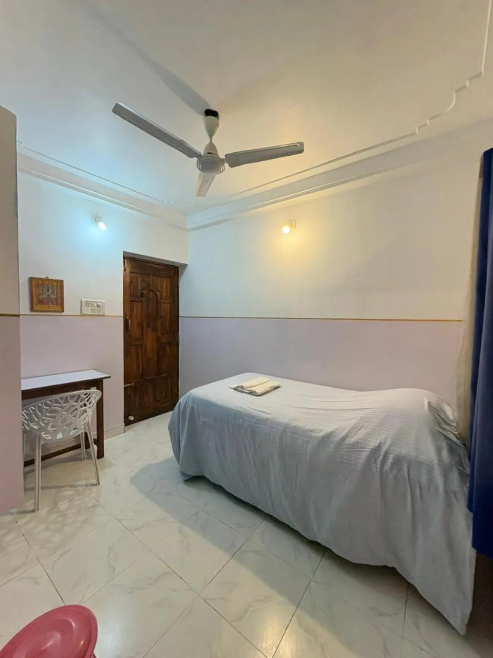 Bedroom, Bed in Tara Guest House