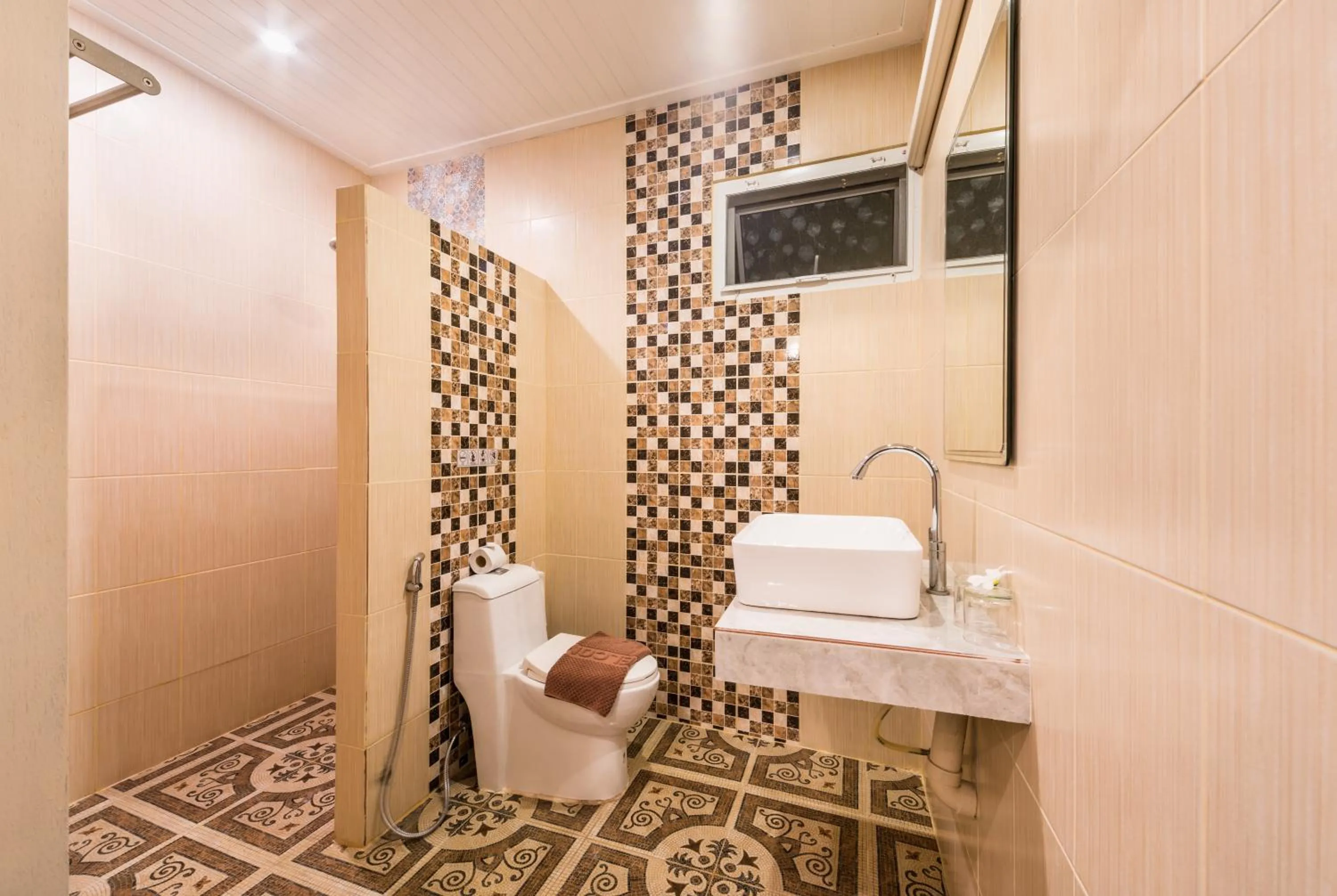 Aen Guy Boutique Hotel