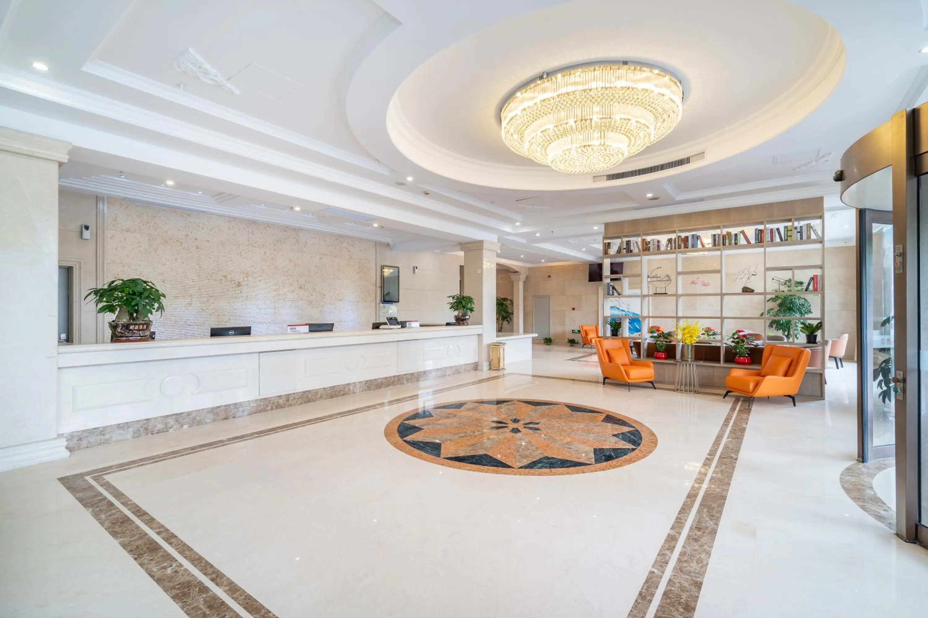 Lobby or reception in Rezen Select Shanghai International Resort