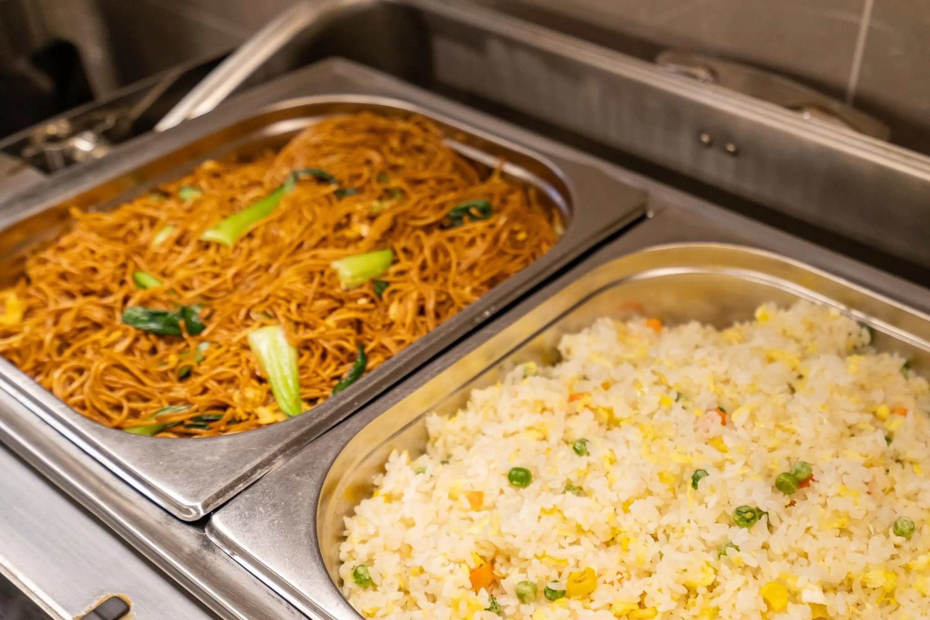 Buffet breakfast in Rezen Select Shanghai International Resort