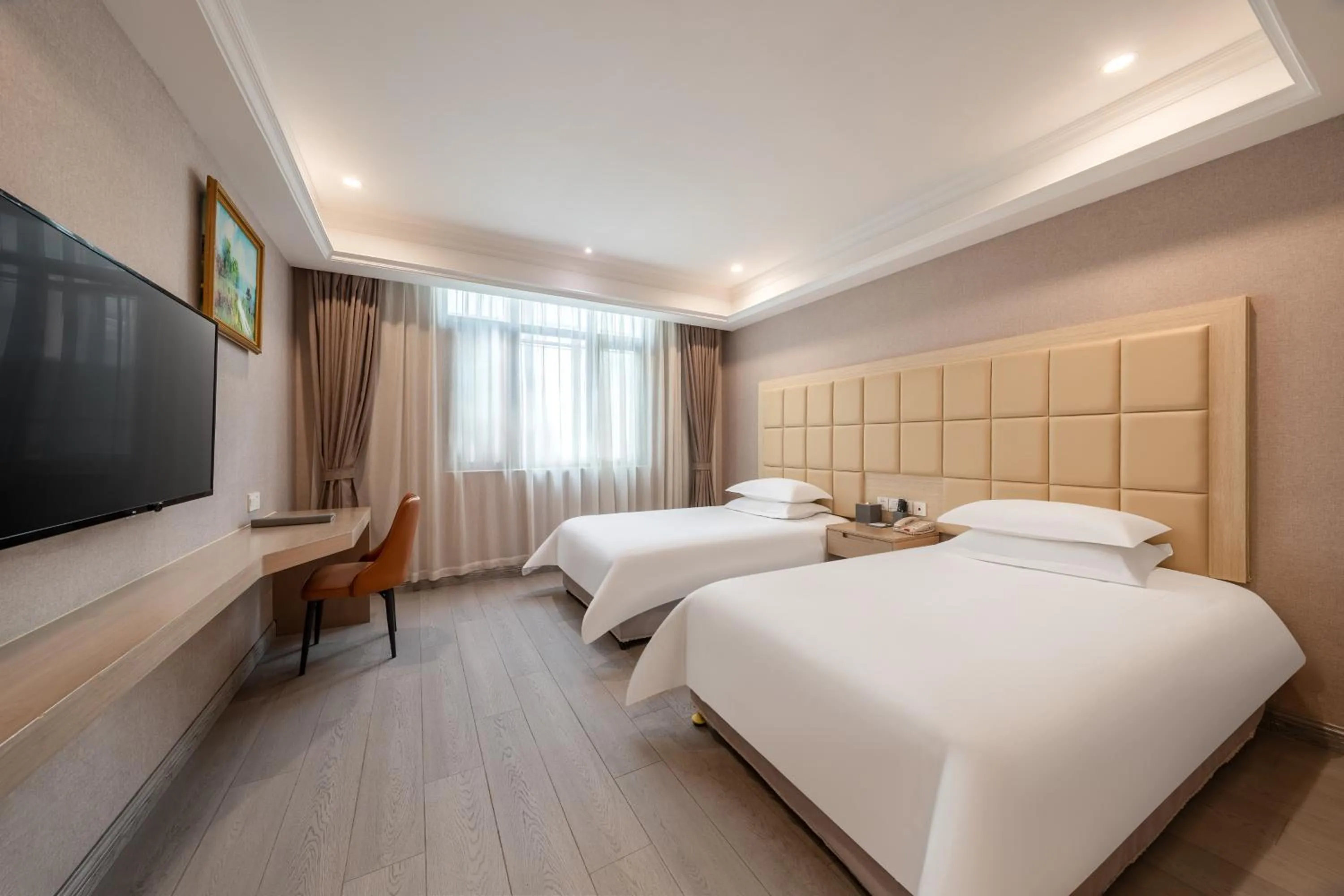 Bed in Rezen Select Shanghai International Resort