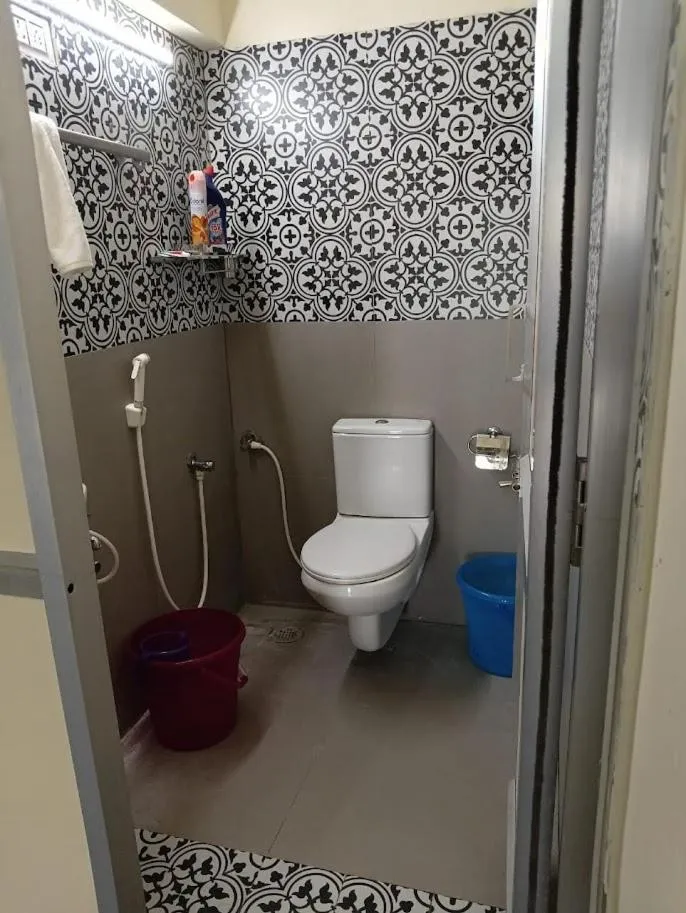 Toilet in Jaithri Hotel and Event Centre