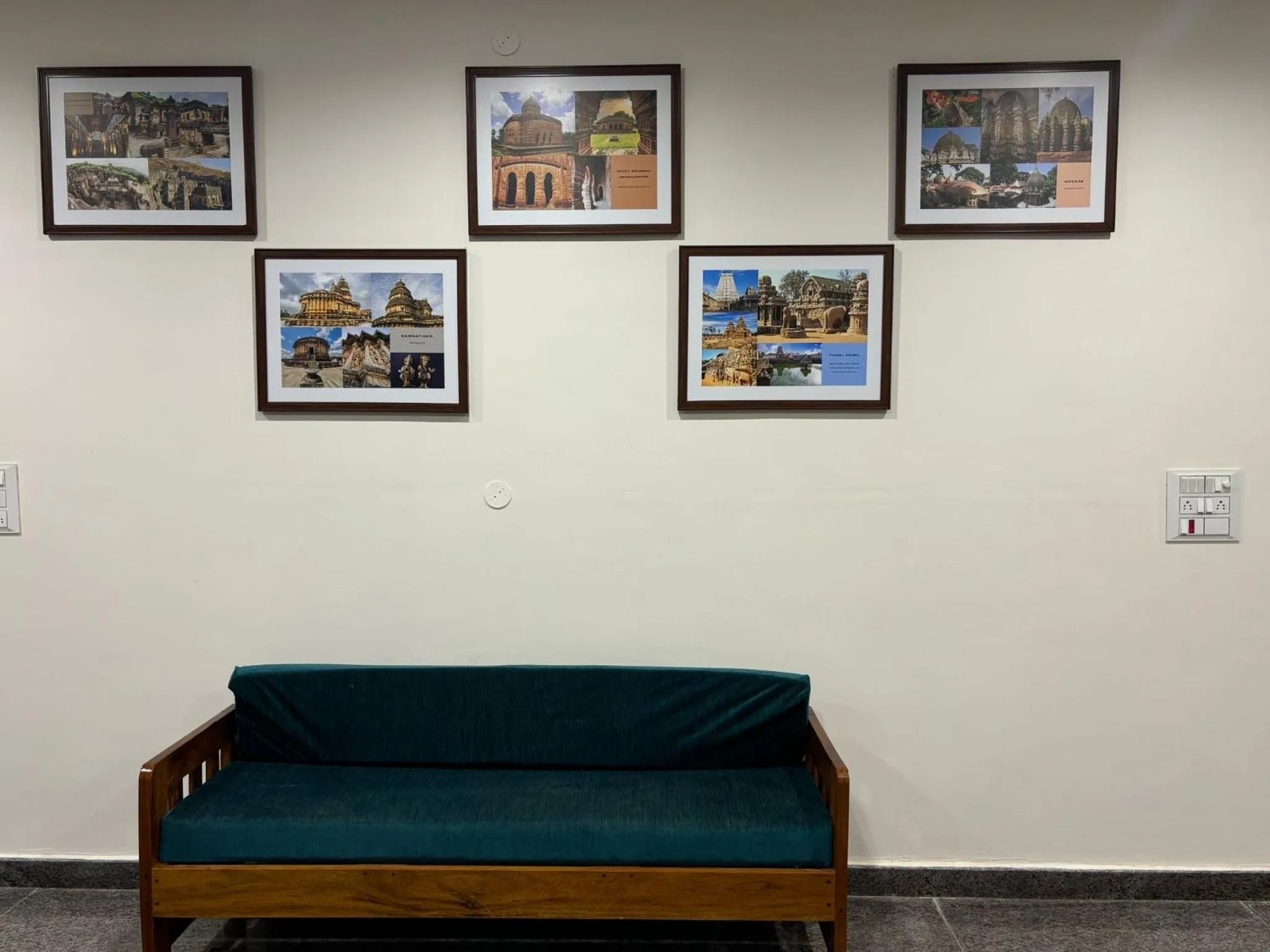 Lobby or reception in Jaithri Hotel and Event Centre