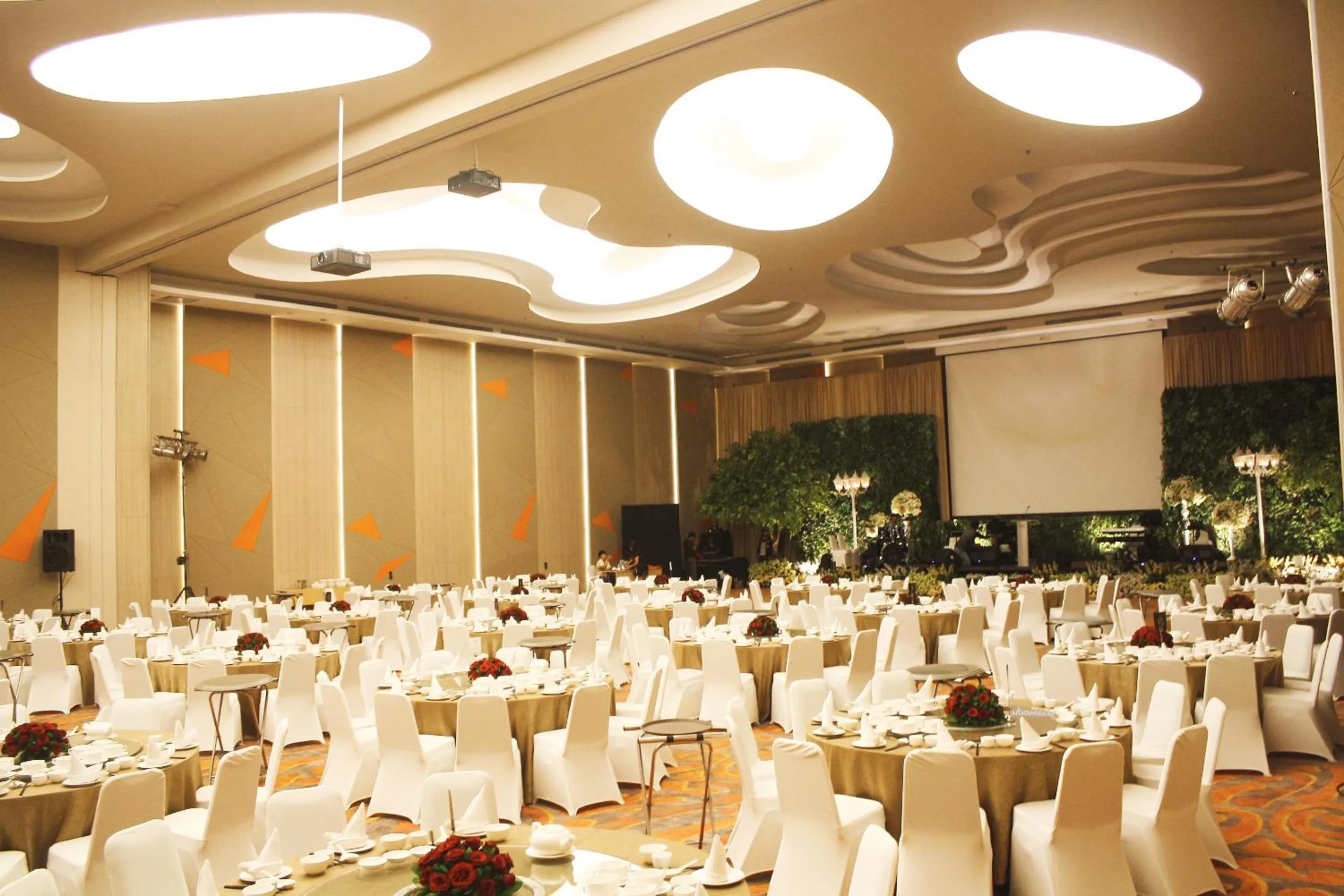 Banquet/Function facilities in HARRIS Hotel & Conventions Ciumbuleuit Bandung