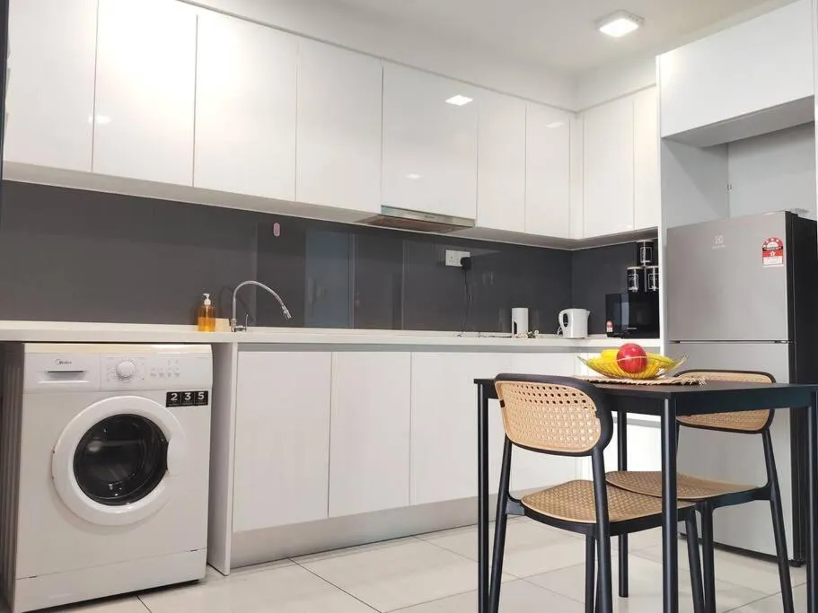 Almas Studio Couple Netflix 100Mbps BySTAY