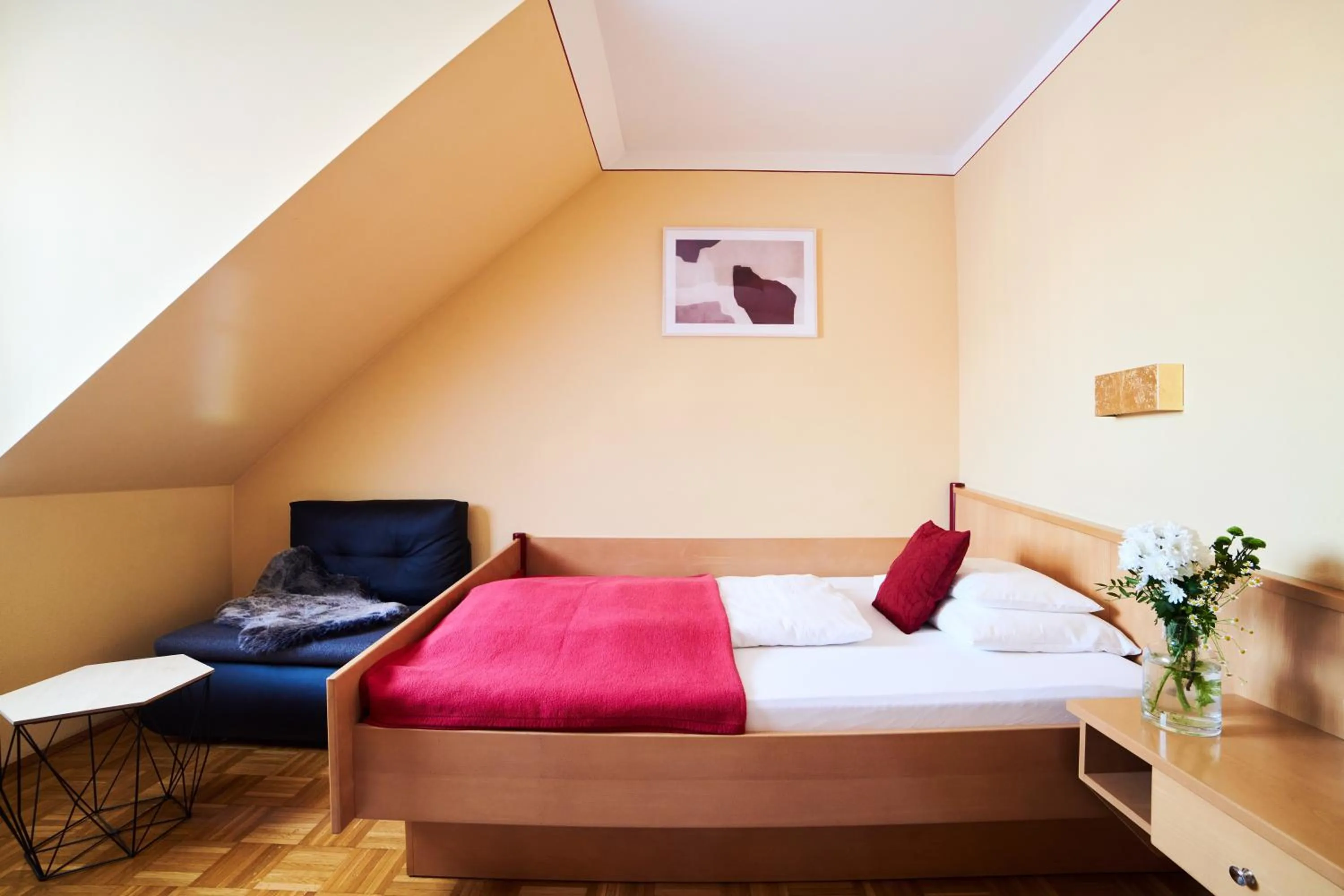 Bed in Hotel Garni Thermenoase