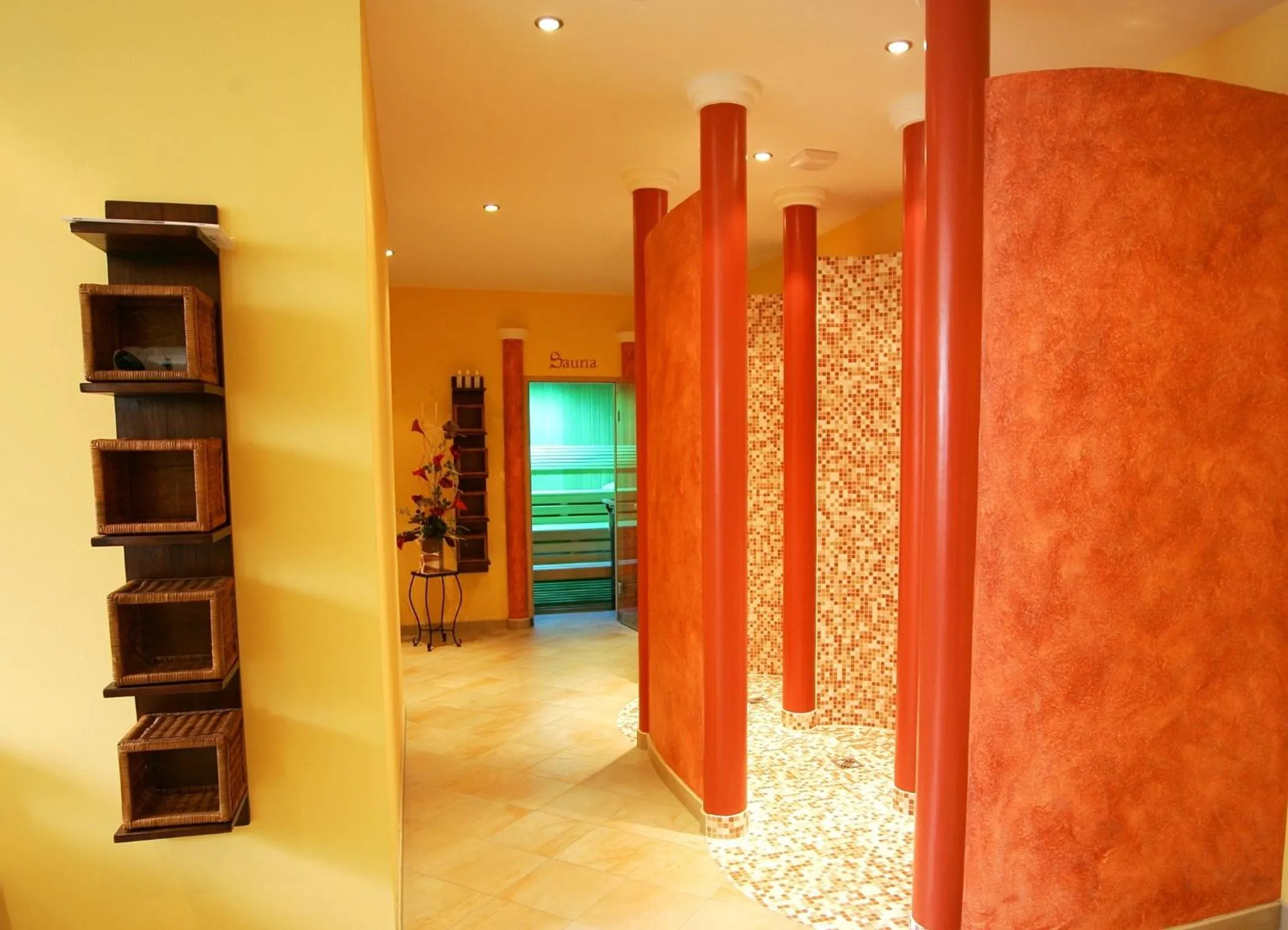 Spa and wellness centre/facilities in Hotel Garni Thermenoase