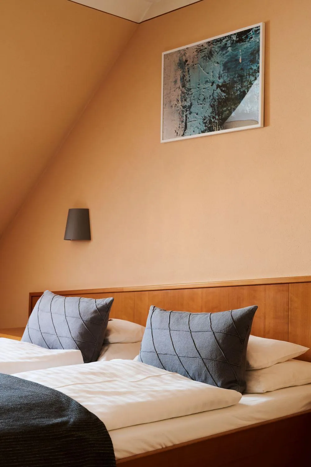 Bed in Hotel Garni Thermenoase