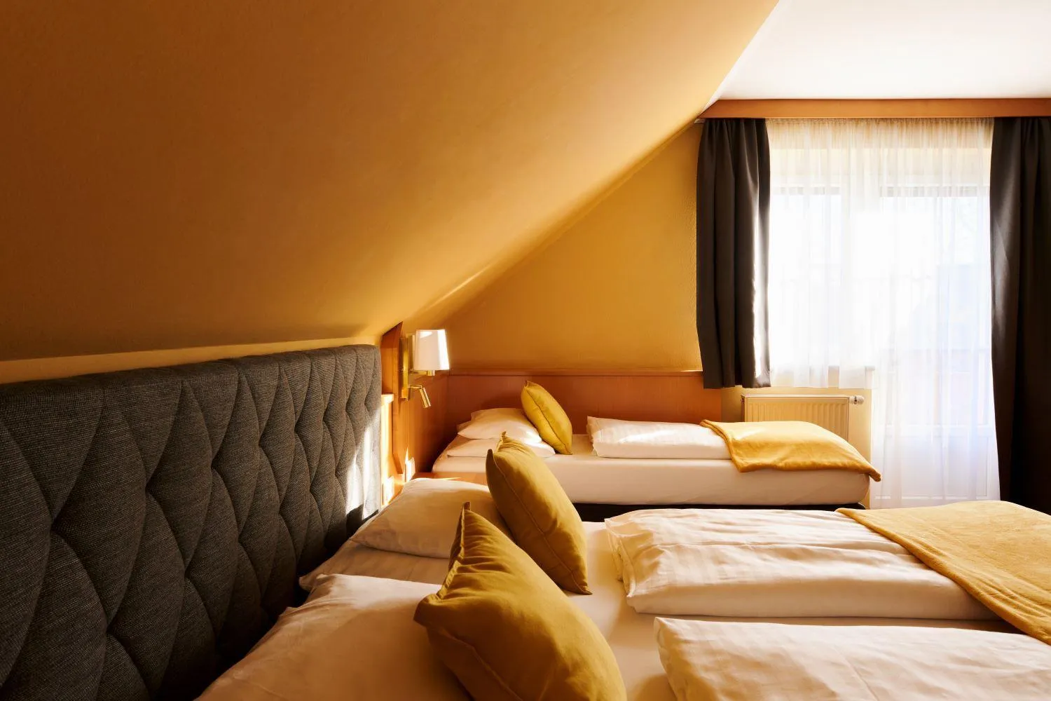 Bed in Hotel Garni Thermenoase