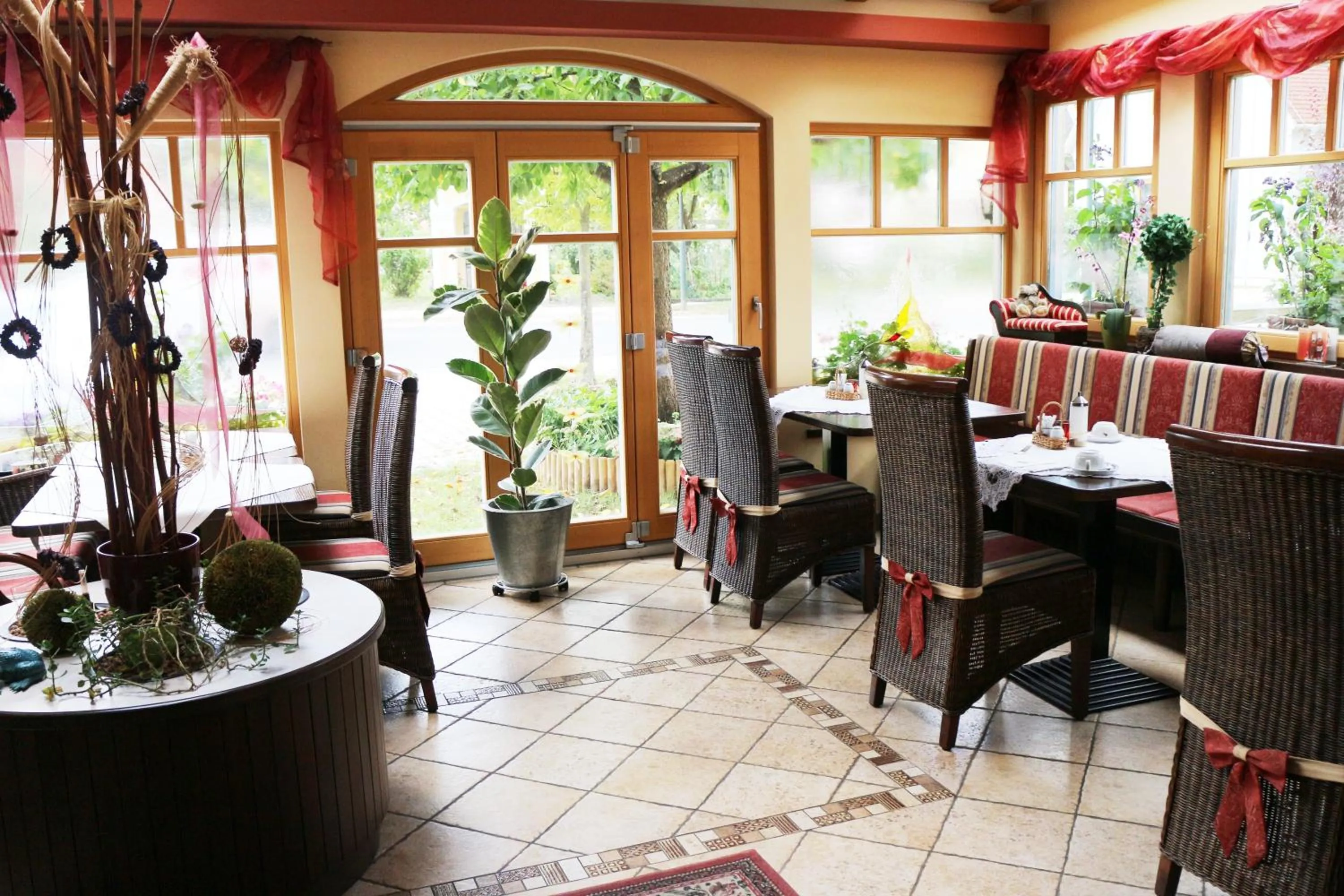 Restaurant/places to eat in Hotel Garni Thermenoase