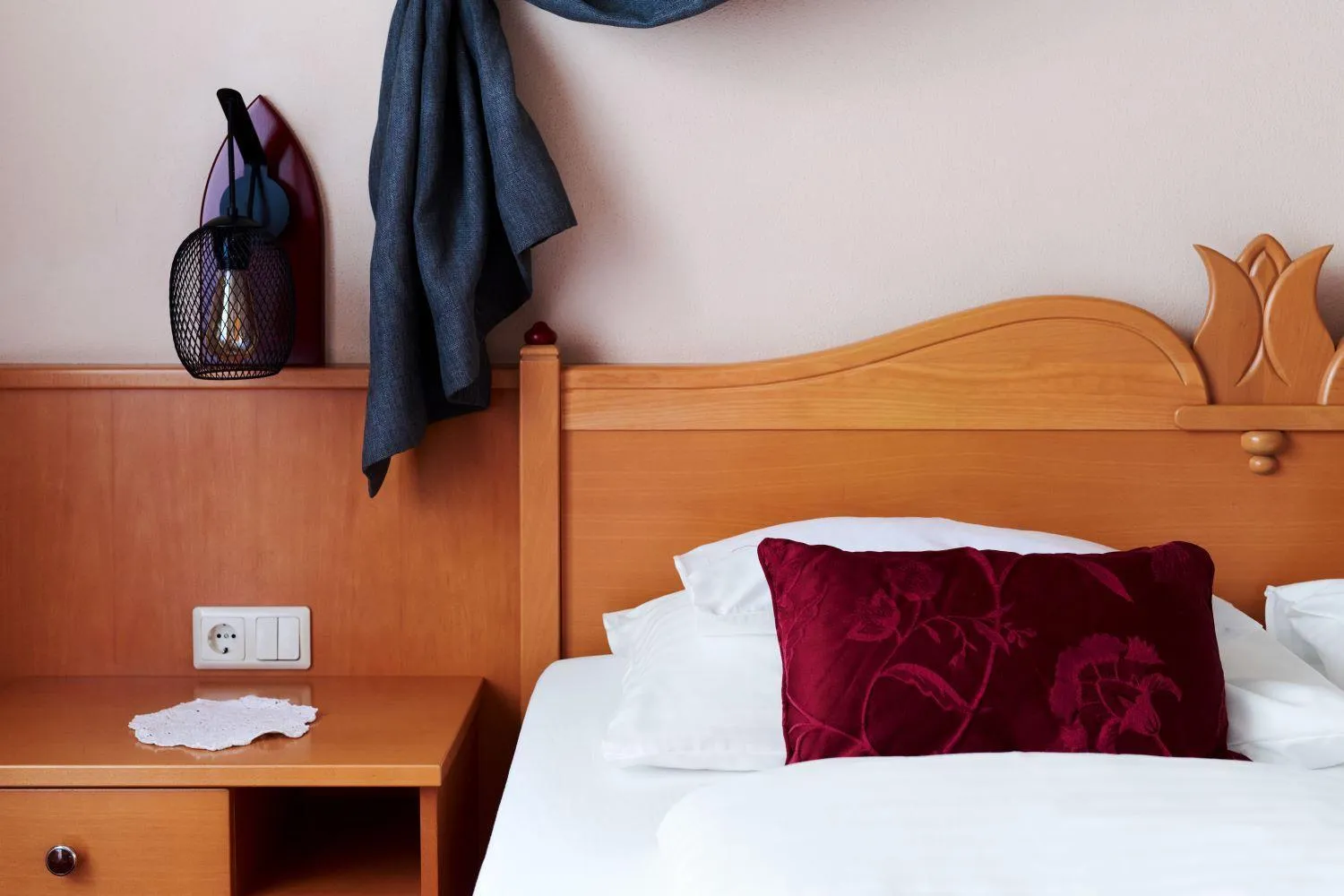 Bed in Hotel Garni Thermenoase