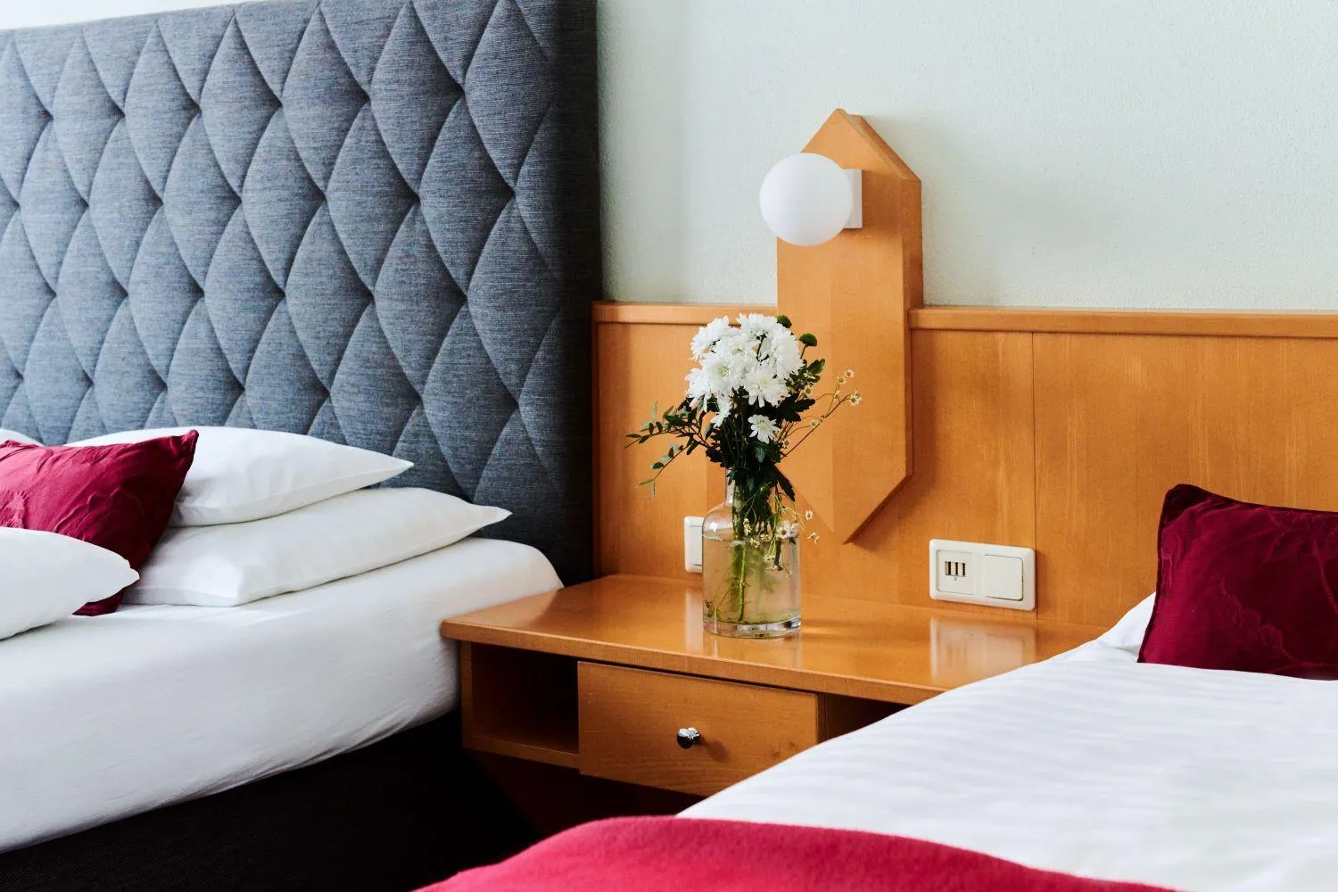 Bed in Hotel Garni Thermenoase