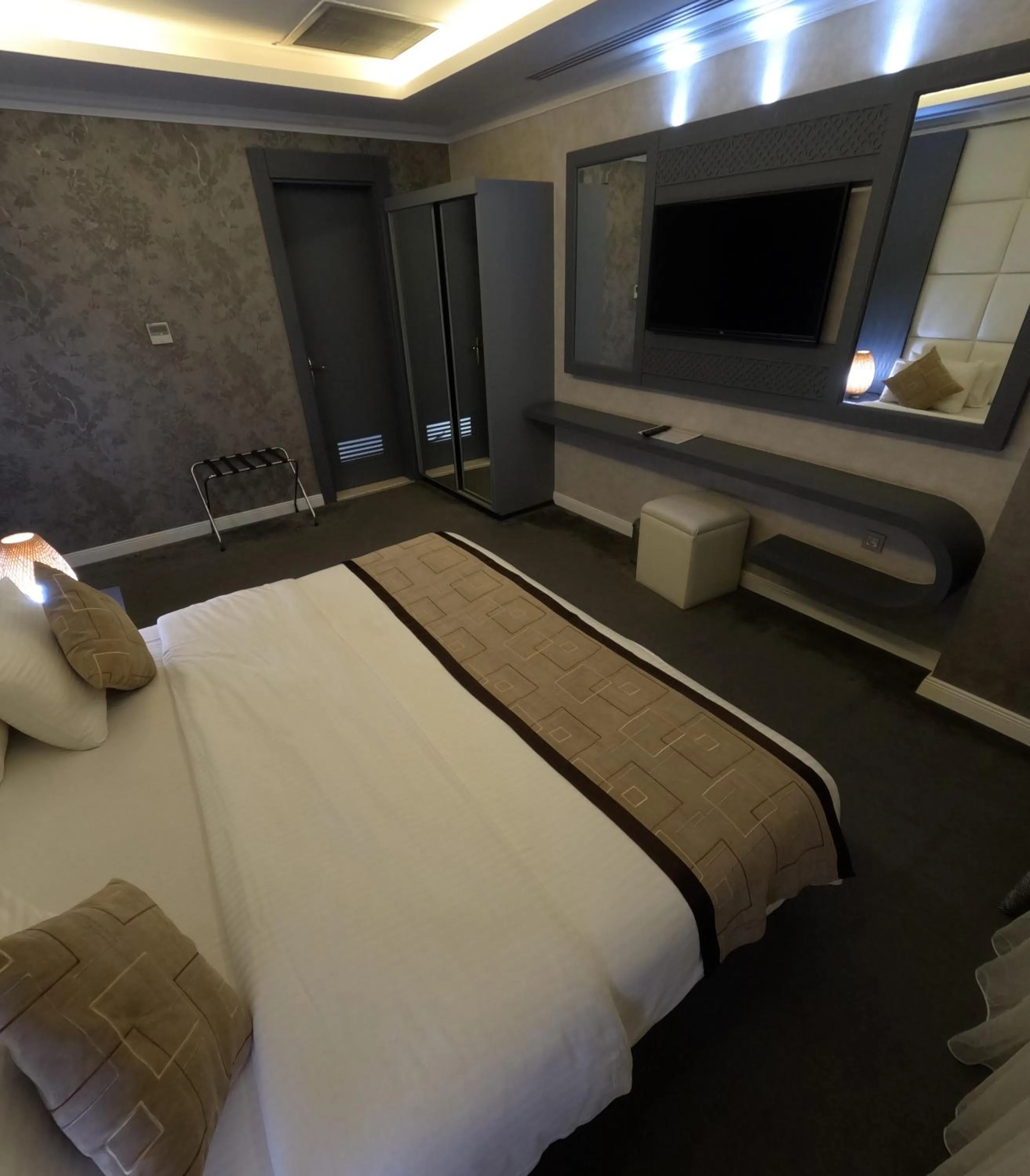 Bed in Mariana Hotel Erbil