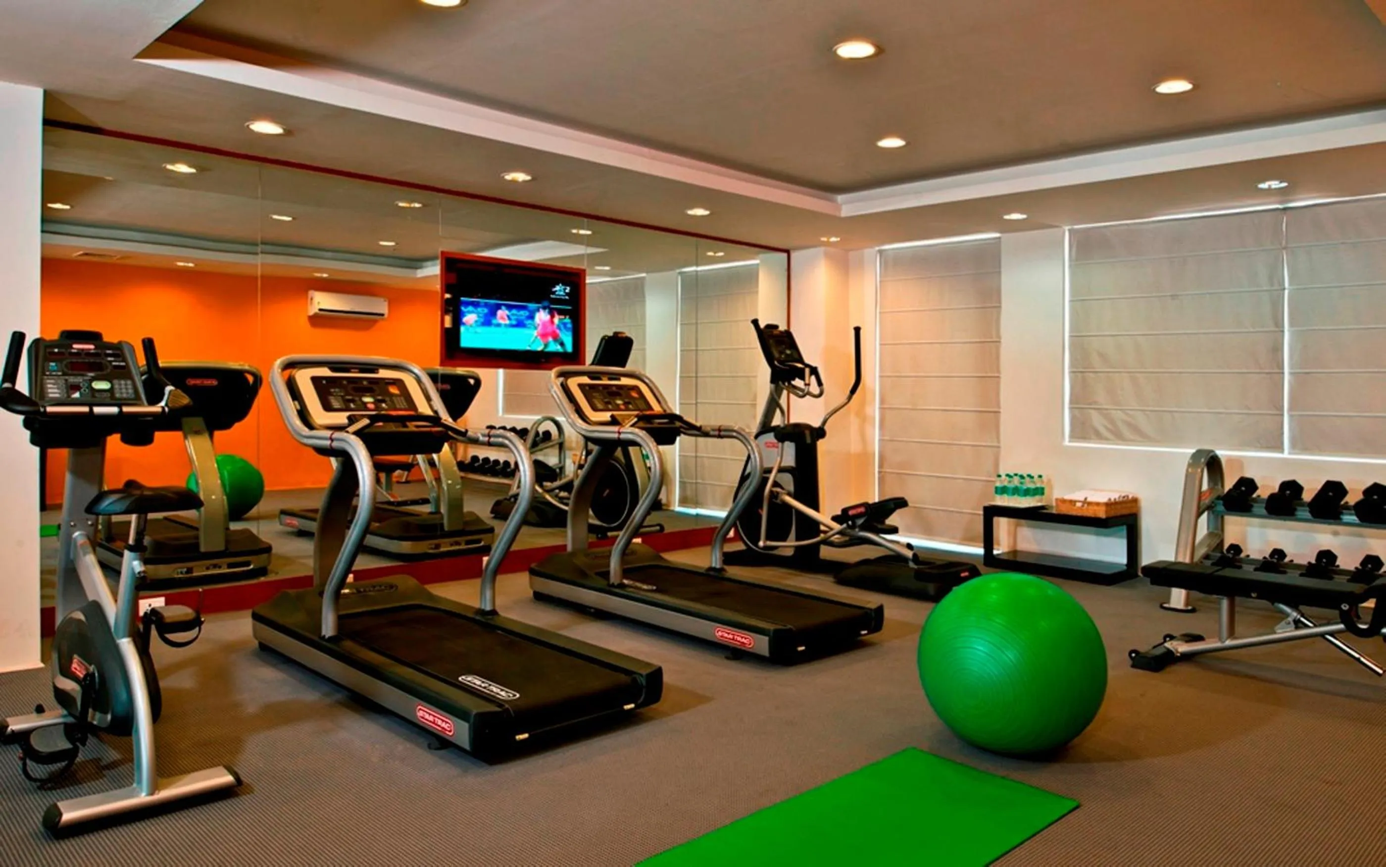Fitness centre/facilities in Red Fox by Lemon Tree Hotels, Bhiwadi