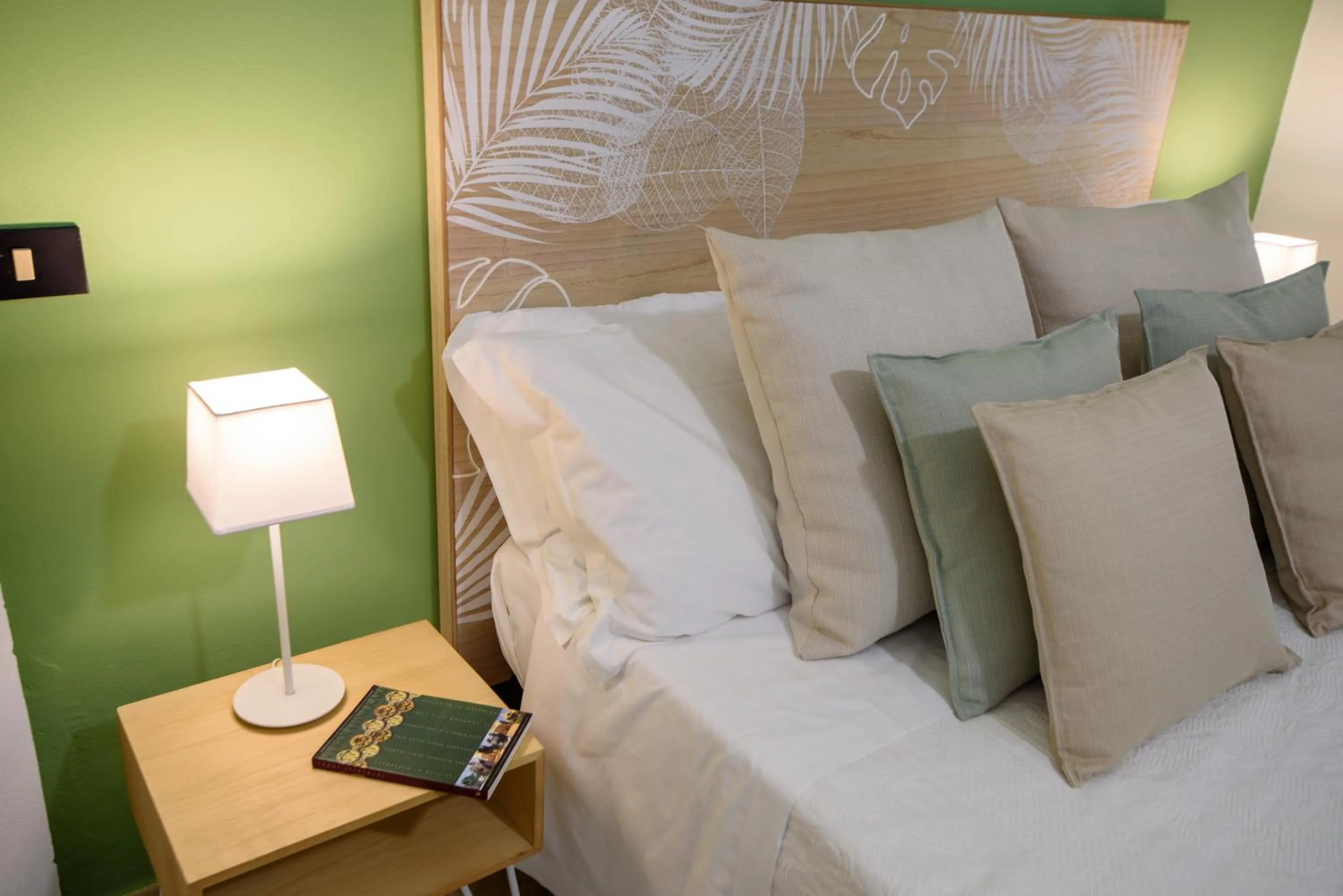 Bedroom, Bed in Villa Megna - Green Paradise B&B