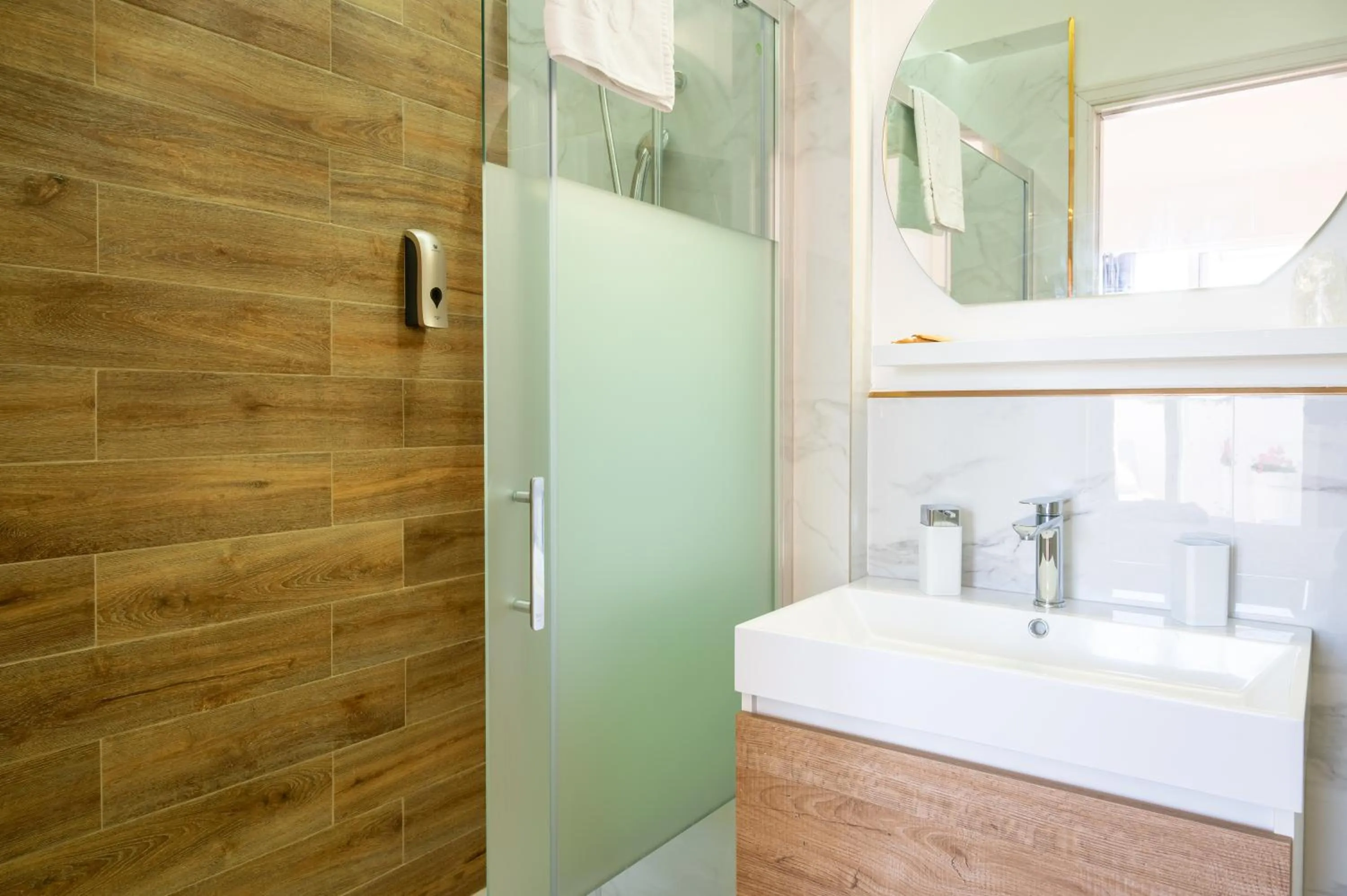 Shower in Villa Megna - Green Paradise B&B