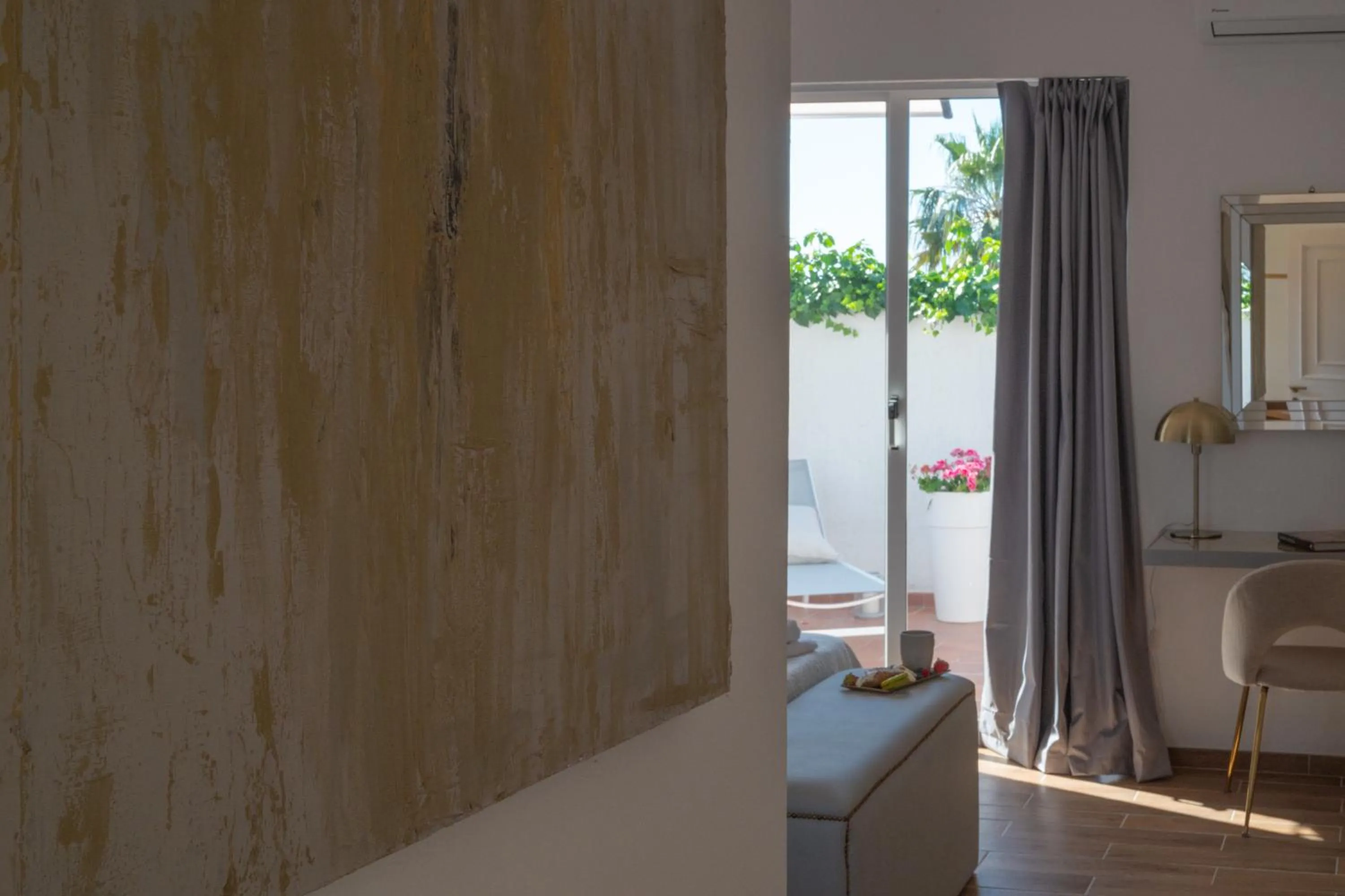 Bedroom in Villa Megna - Green Paradise B&B