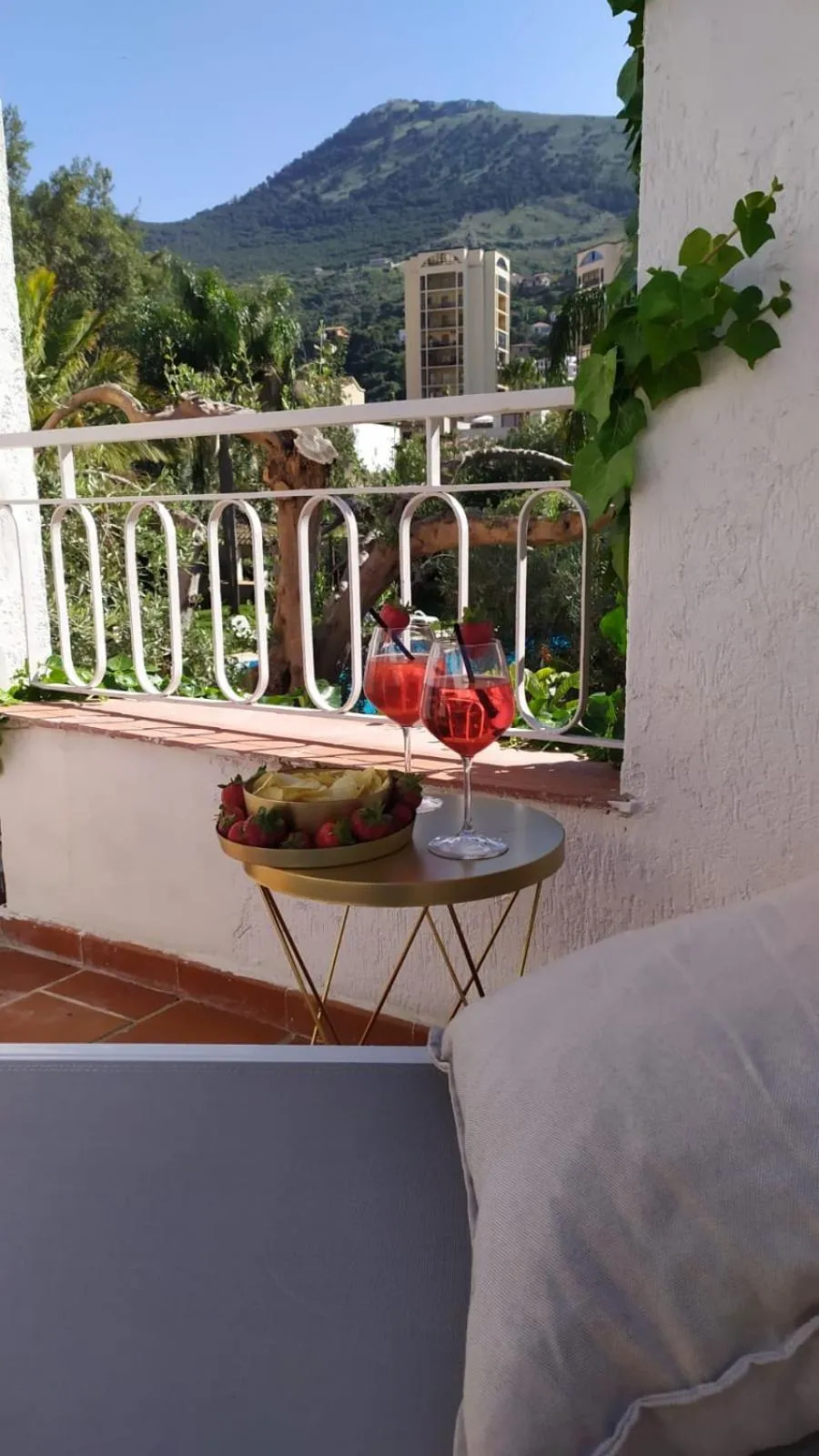 Patio in Villa Megna - Green Paradise B&B