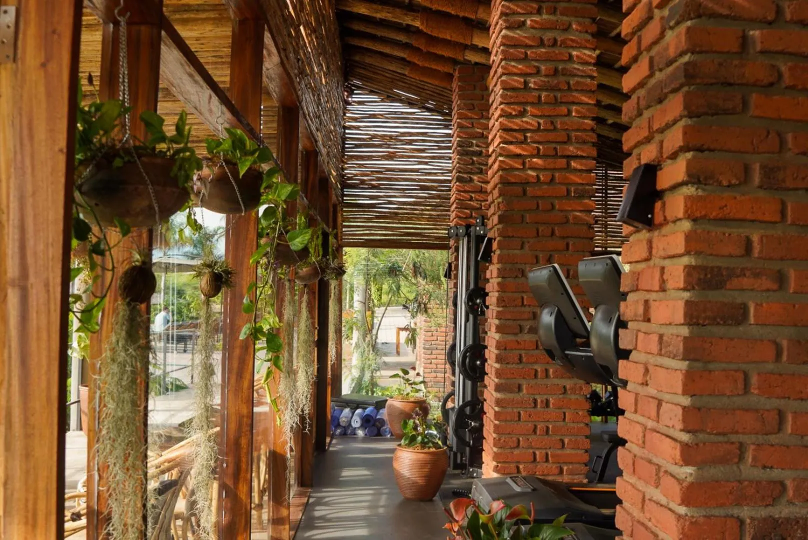 Swimming pool in Suricata Boma Lodge