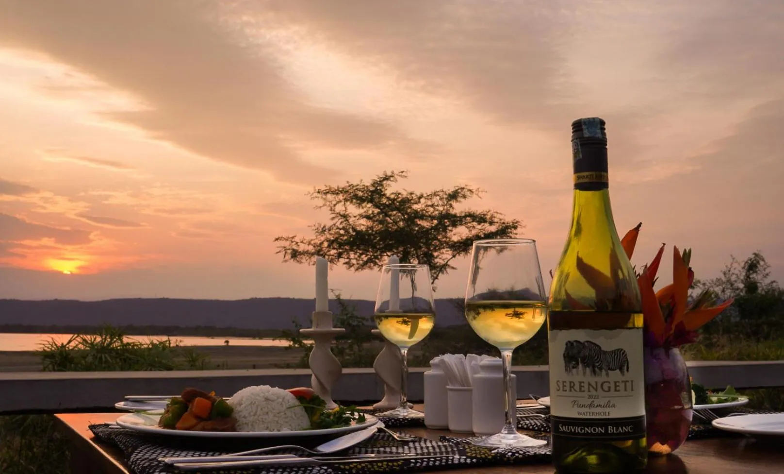 Food and drinks in Suricata Boma Lodge