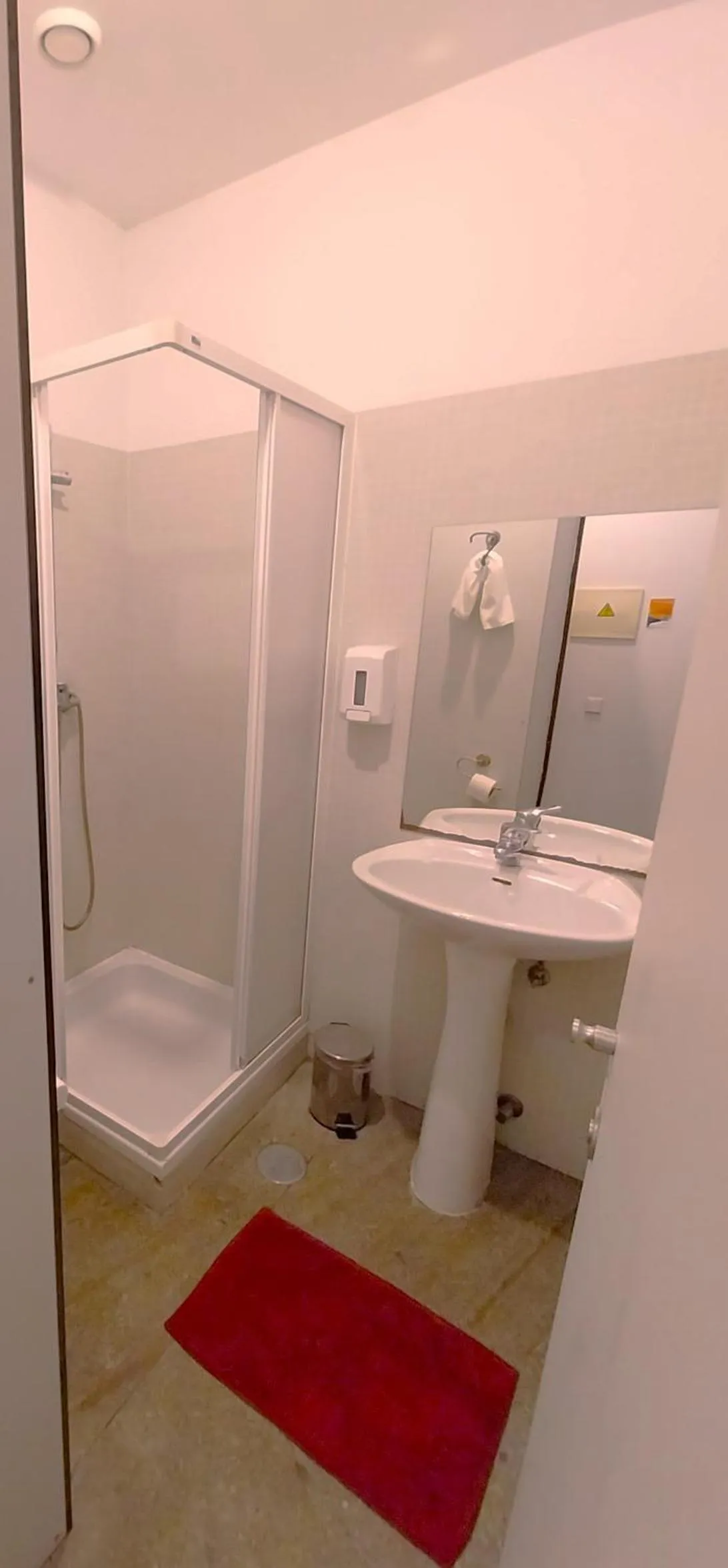 Toilet in HI Ponte de Lima - Pousada de Juventude