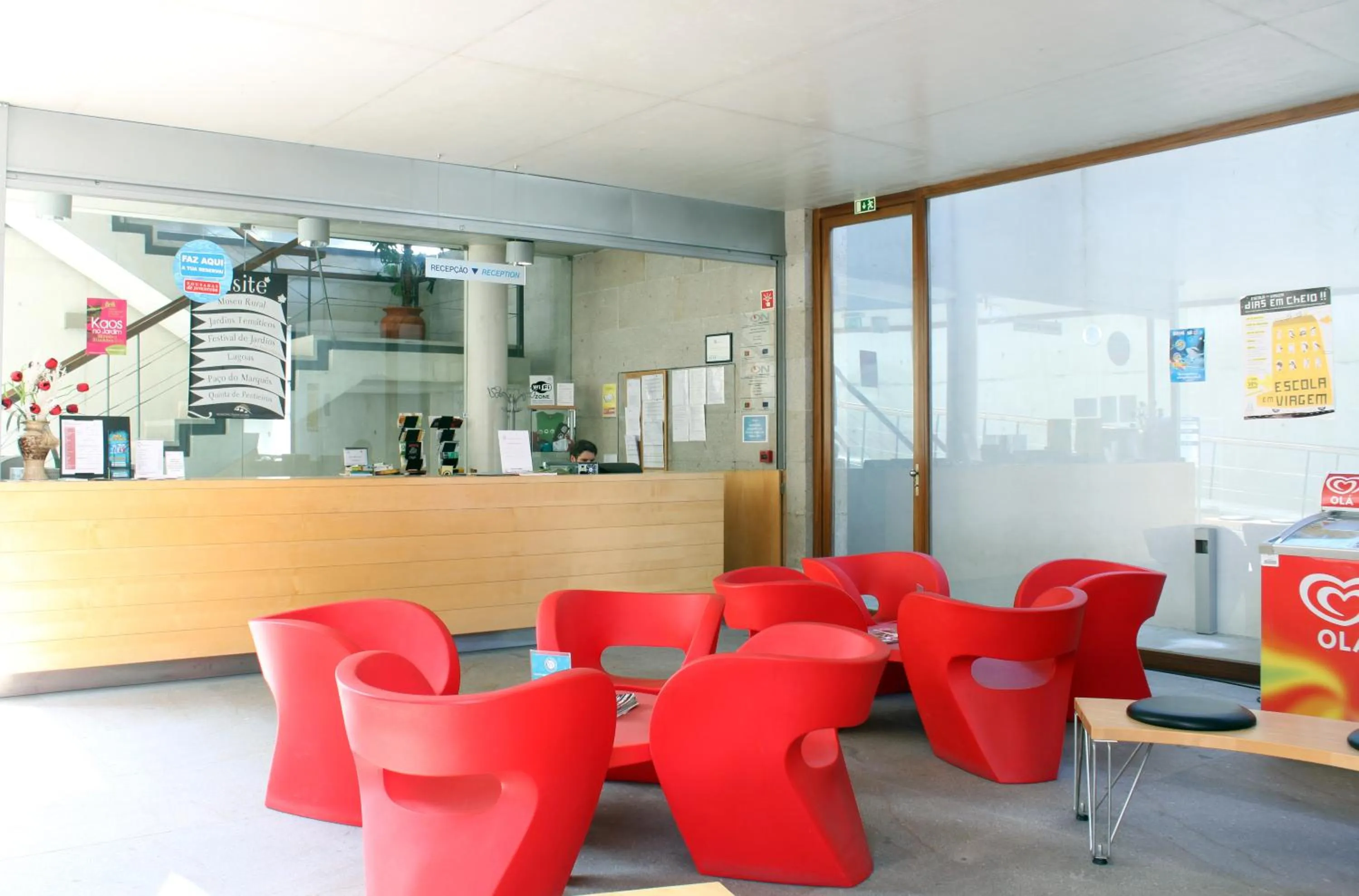 Lobby or reception in HI Ponte de Lima - Pousada de Juventude