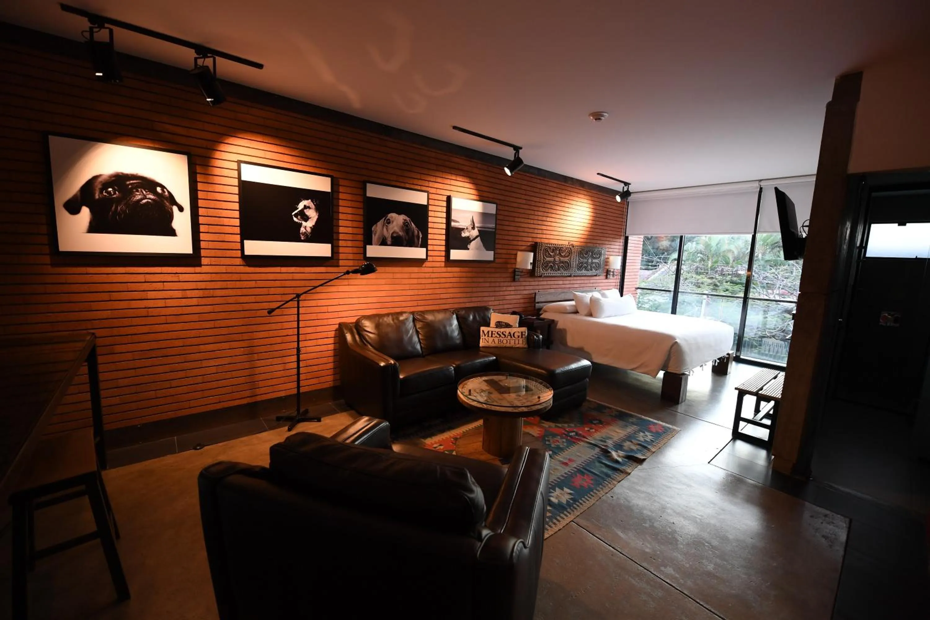 TV and multimedia in Alfonsina Hotel Boutique