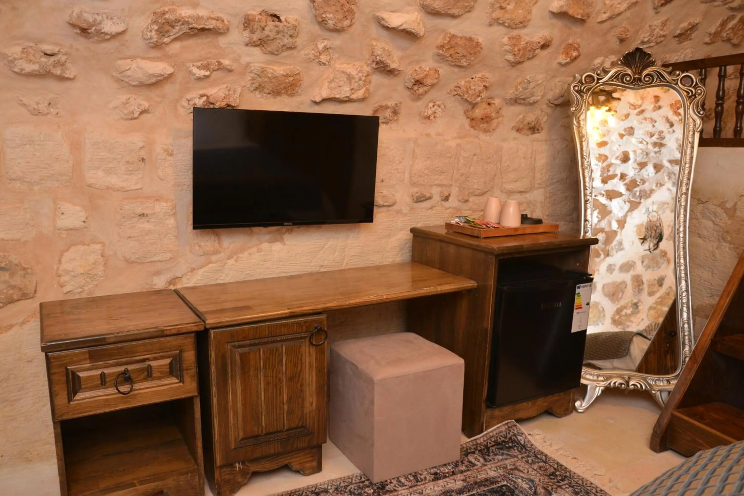 TV and multimedia in Mehmet Bey Konağı Butik Otel