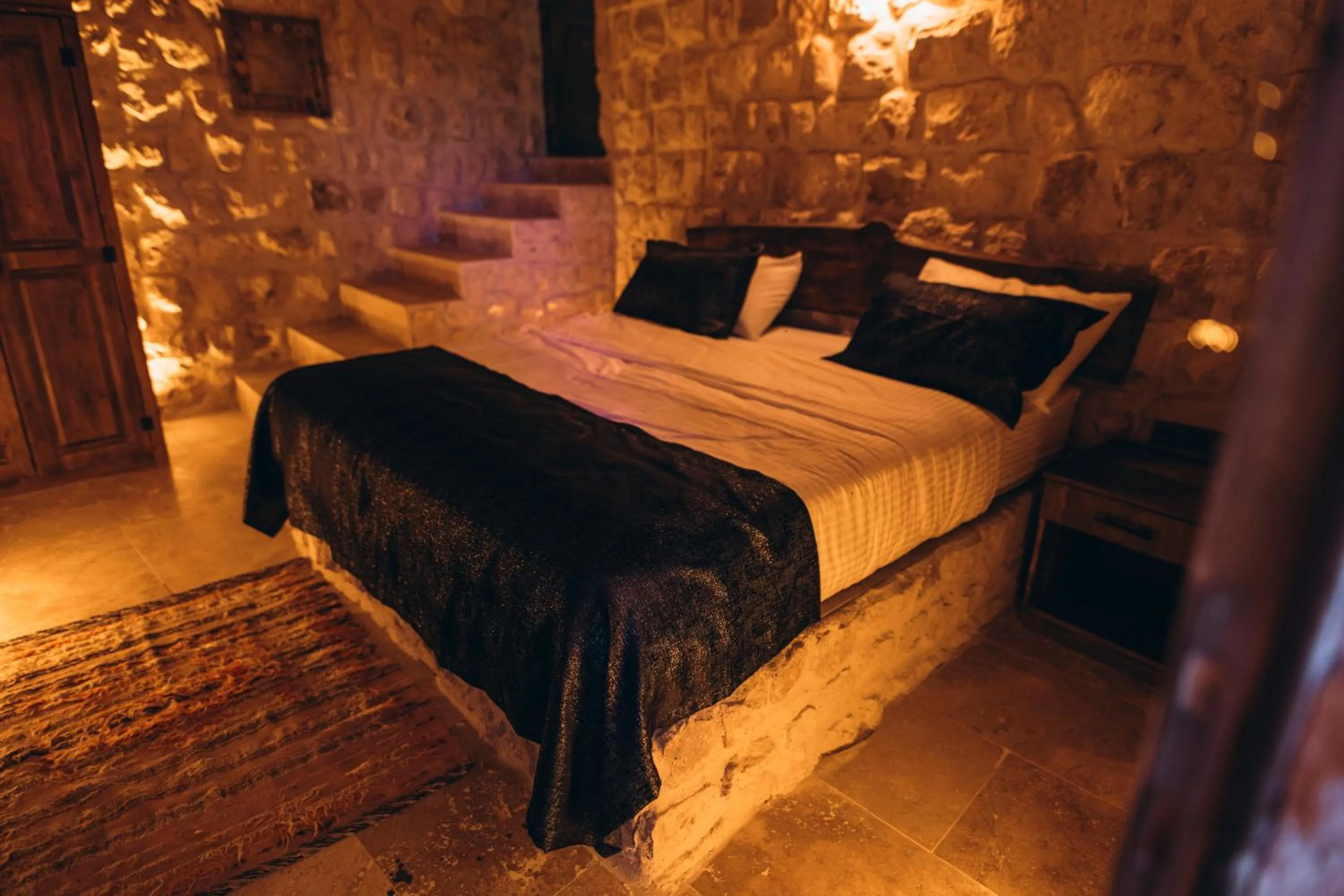 Bedroom, Bed in İsadora Cave Cappadocia