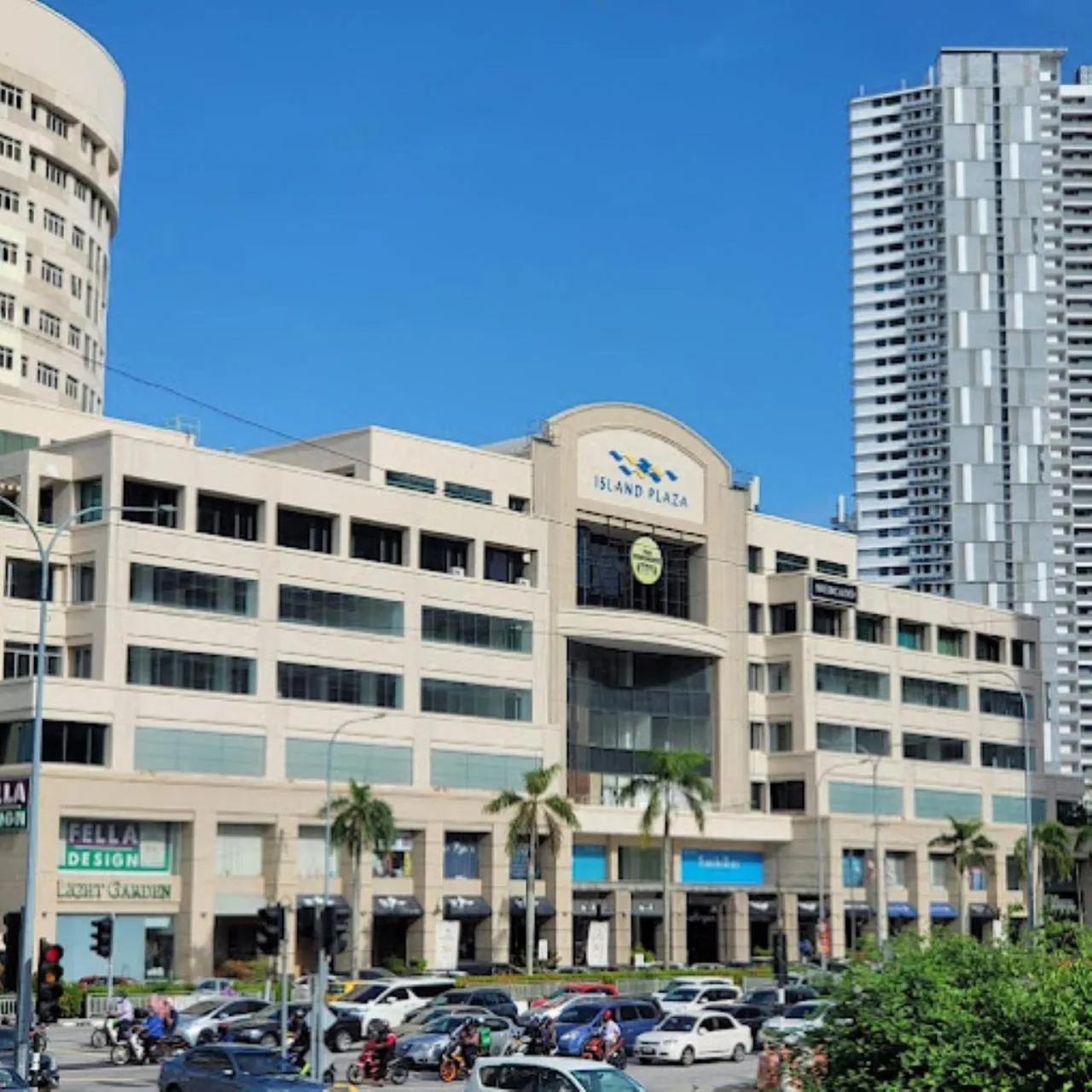 Restaurant/places to eat in Ardour Lodge "B" Wing