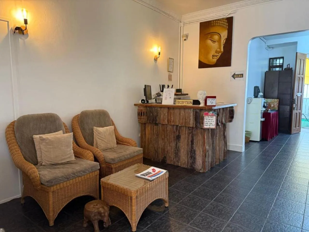 Lobby or reception in Ardour Lodge "B" Wing