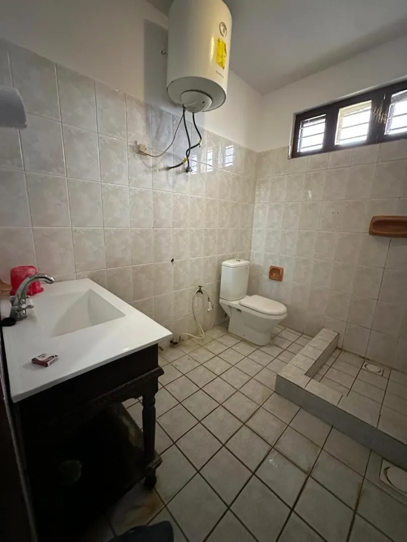 Bathroom in New Funguni Lodge