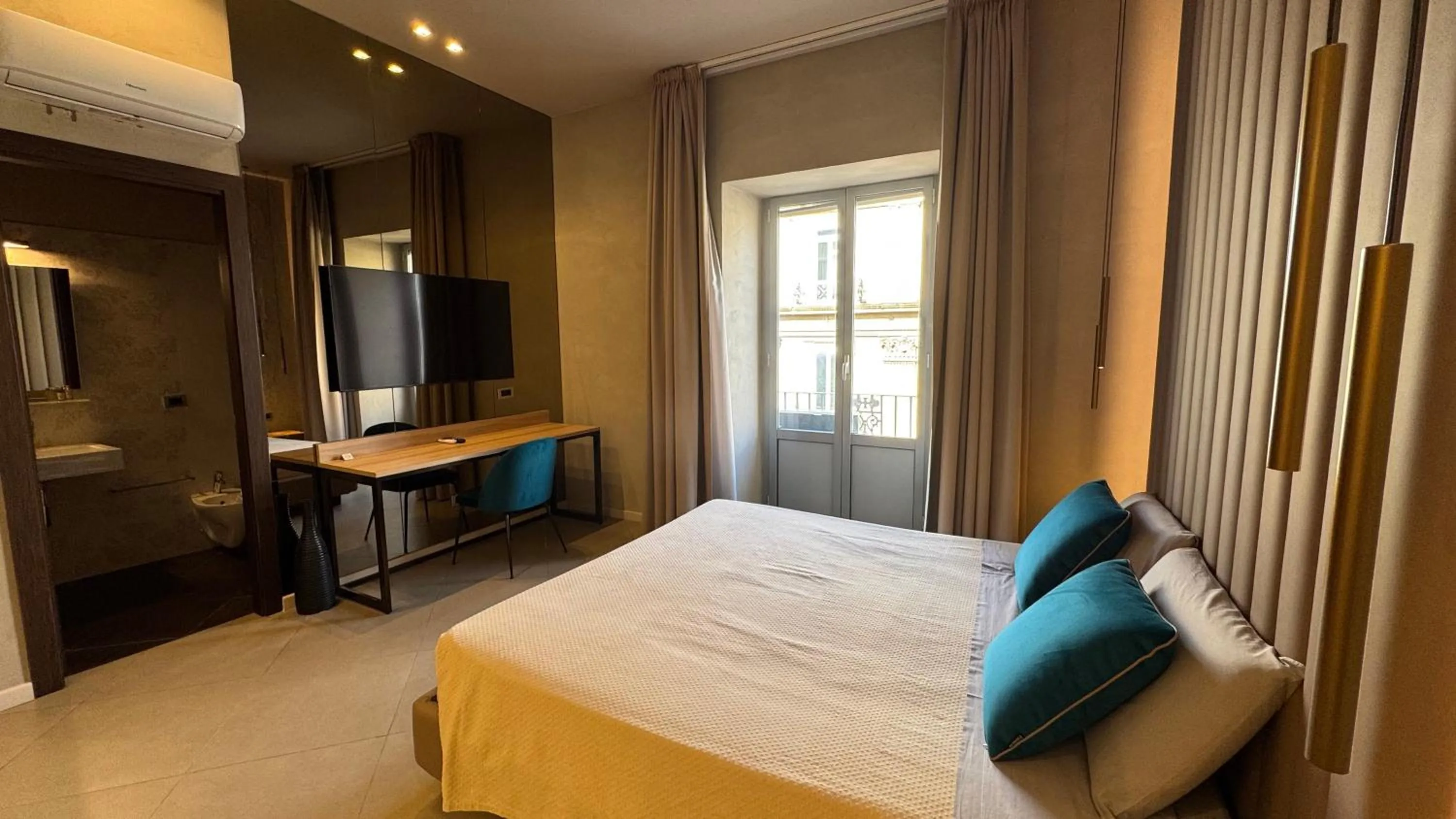 Bed in Tropicana Room