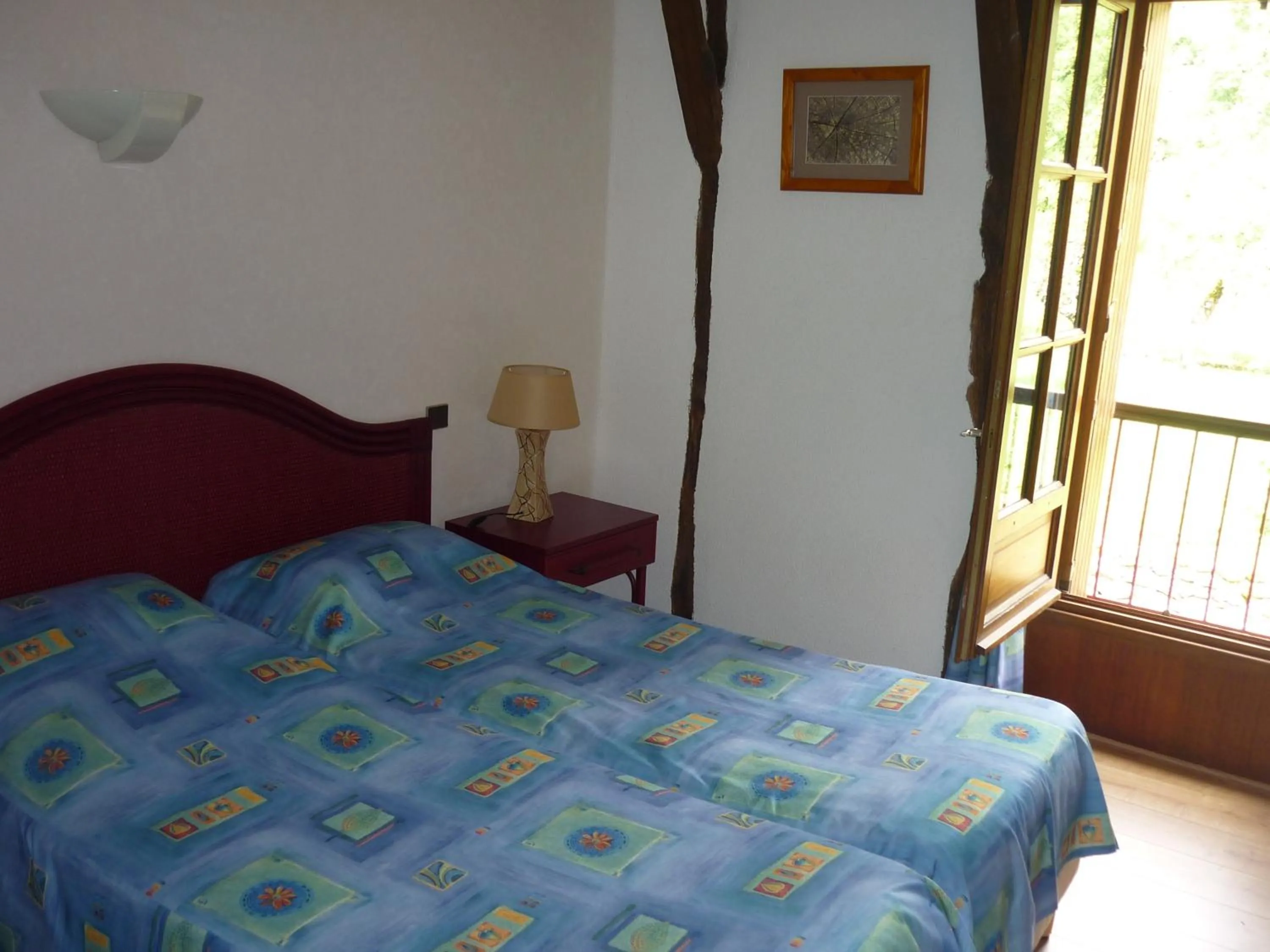 Bed in Auberge de l'Aspre