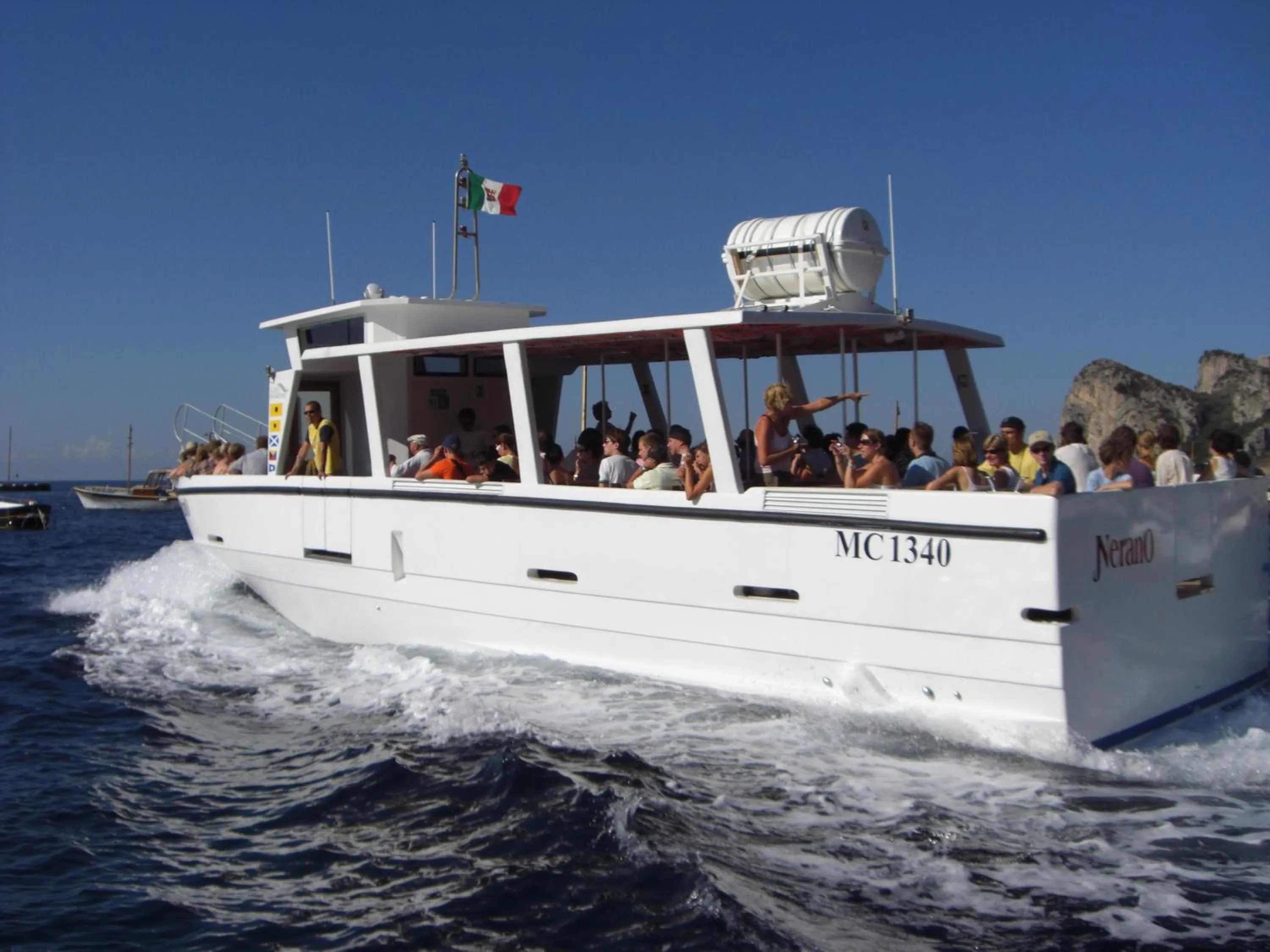 Hiking in Marina del Cantone Chalet