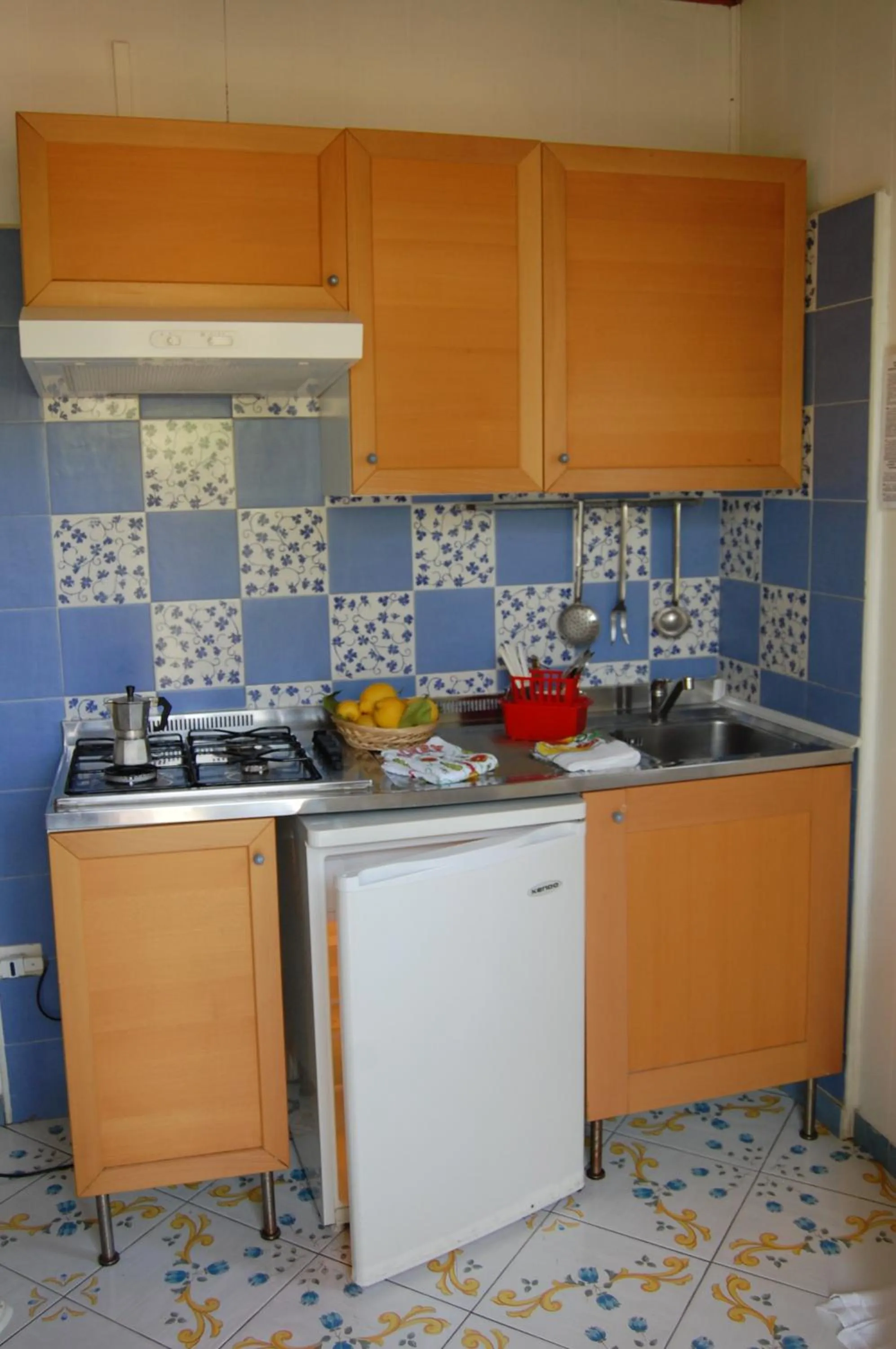 Kitchen or kitchenette in Marina del Cantone Chalet