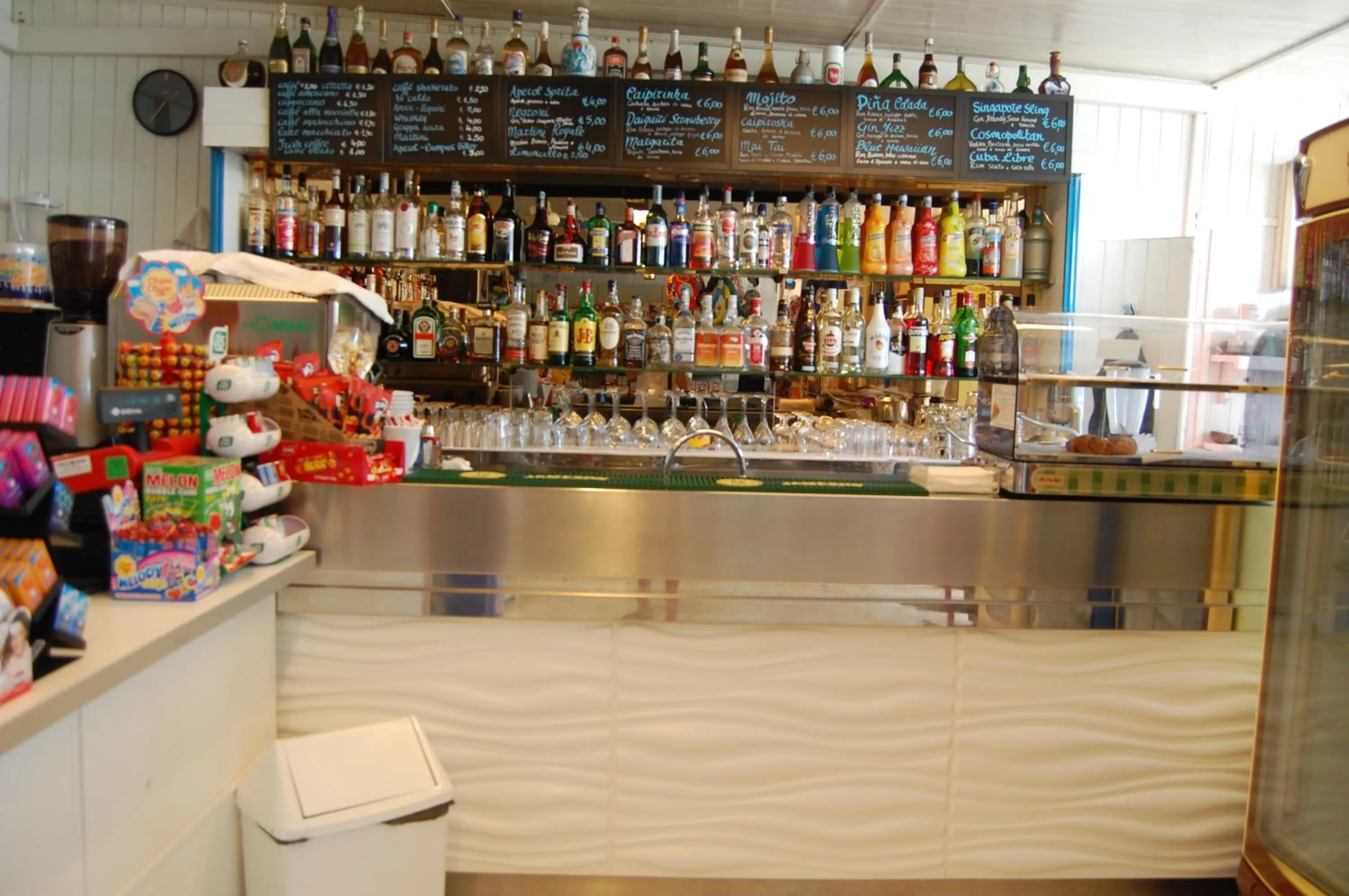 Lounge or bar in Marina del Cantone Chalet