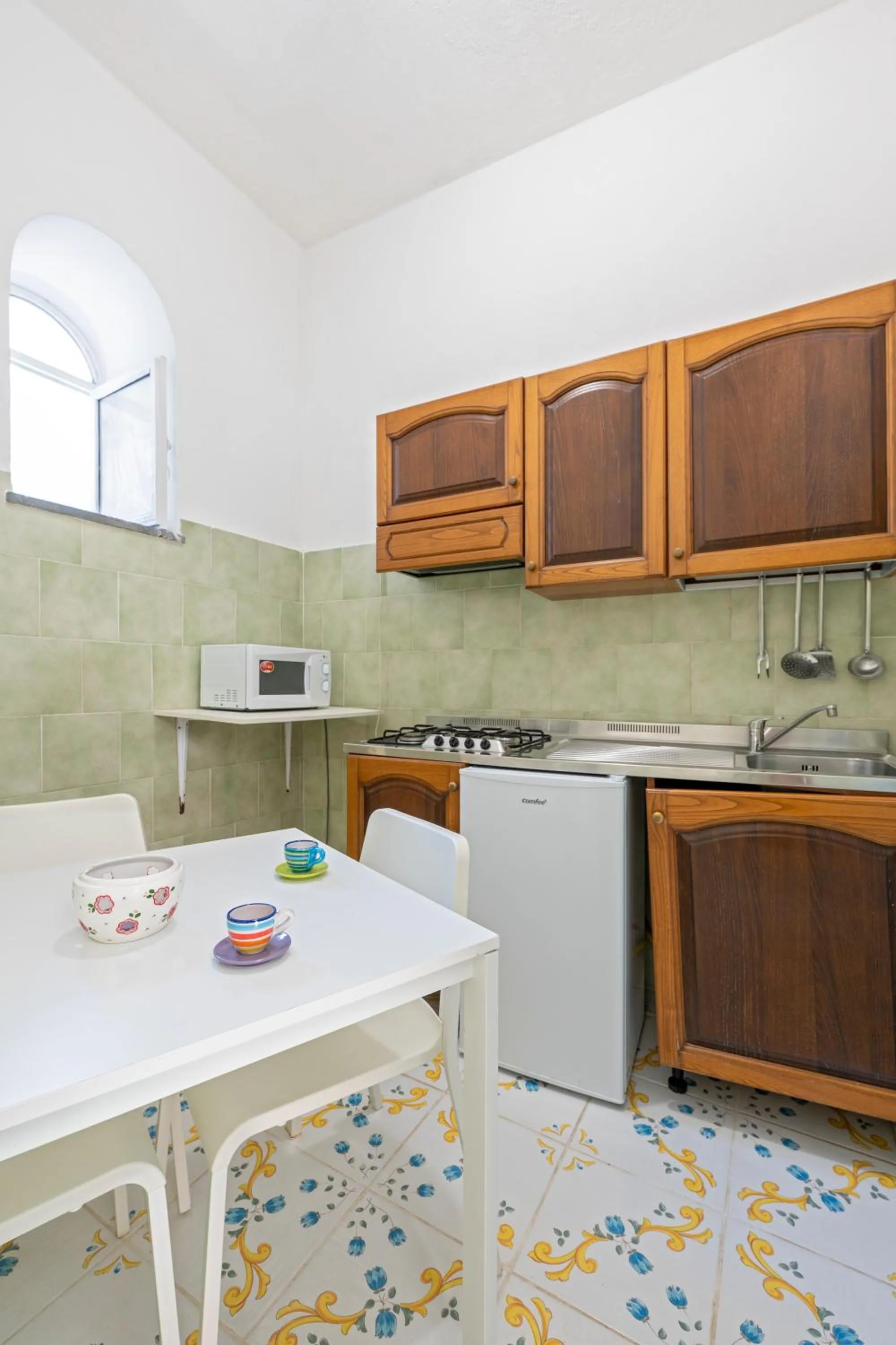 Kitchen or kitchenette in Marina del Cantone Chalet