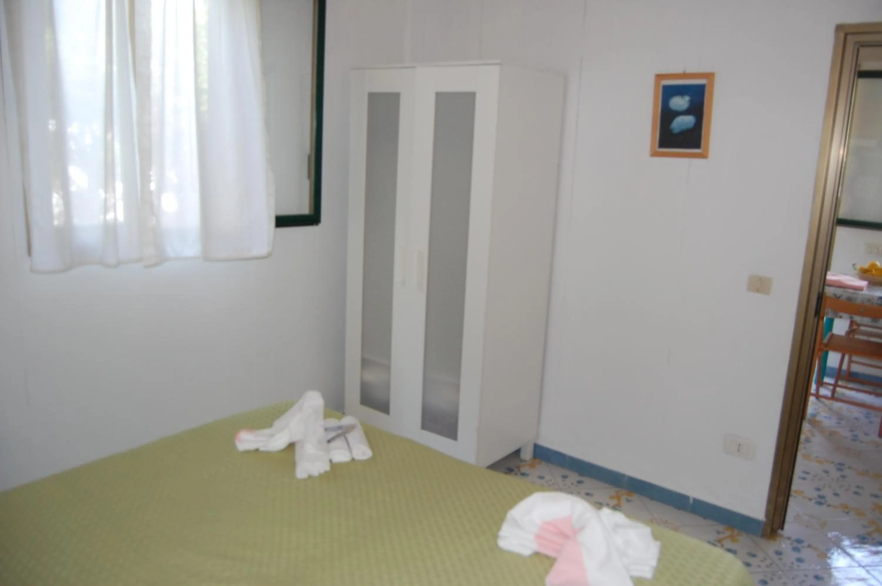 Bedroom, Bed in Marina del Cantone Chalet