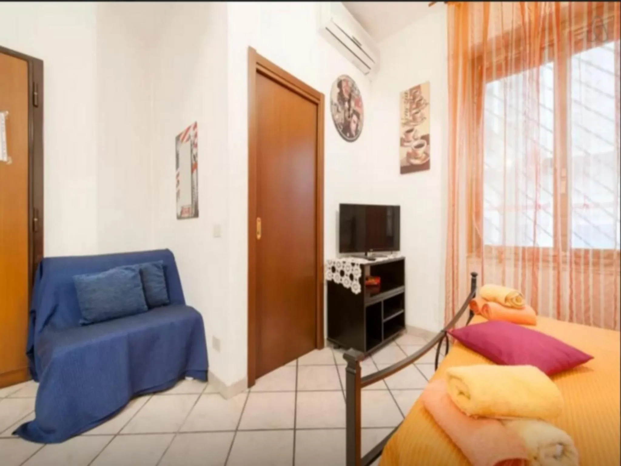 Lobby or reception, Bed in San Giovanni In Laterano Daniela Apartment