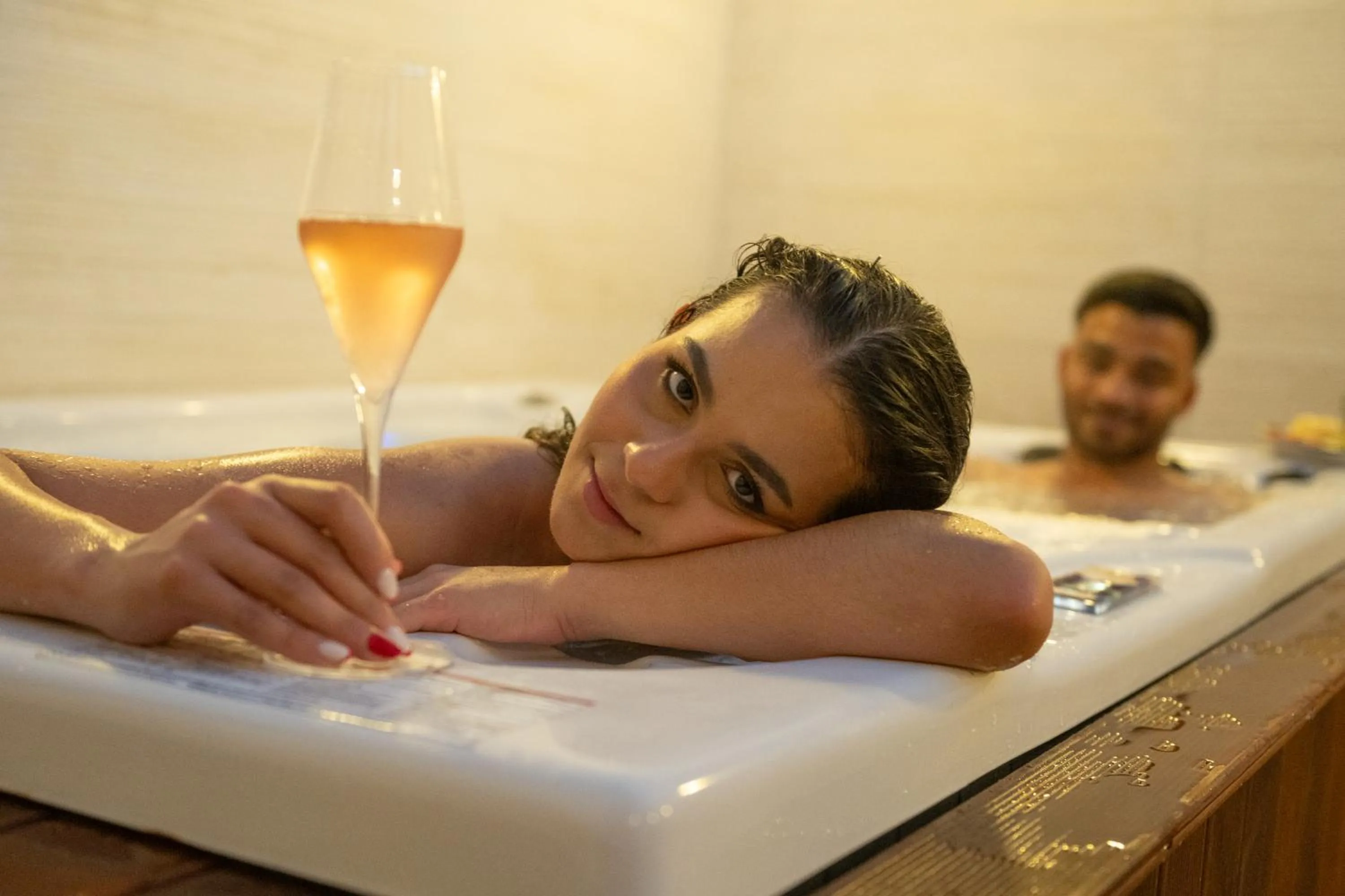 People in Favaios Aldeia Resort - Casa das Padeiras