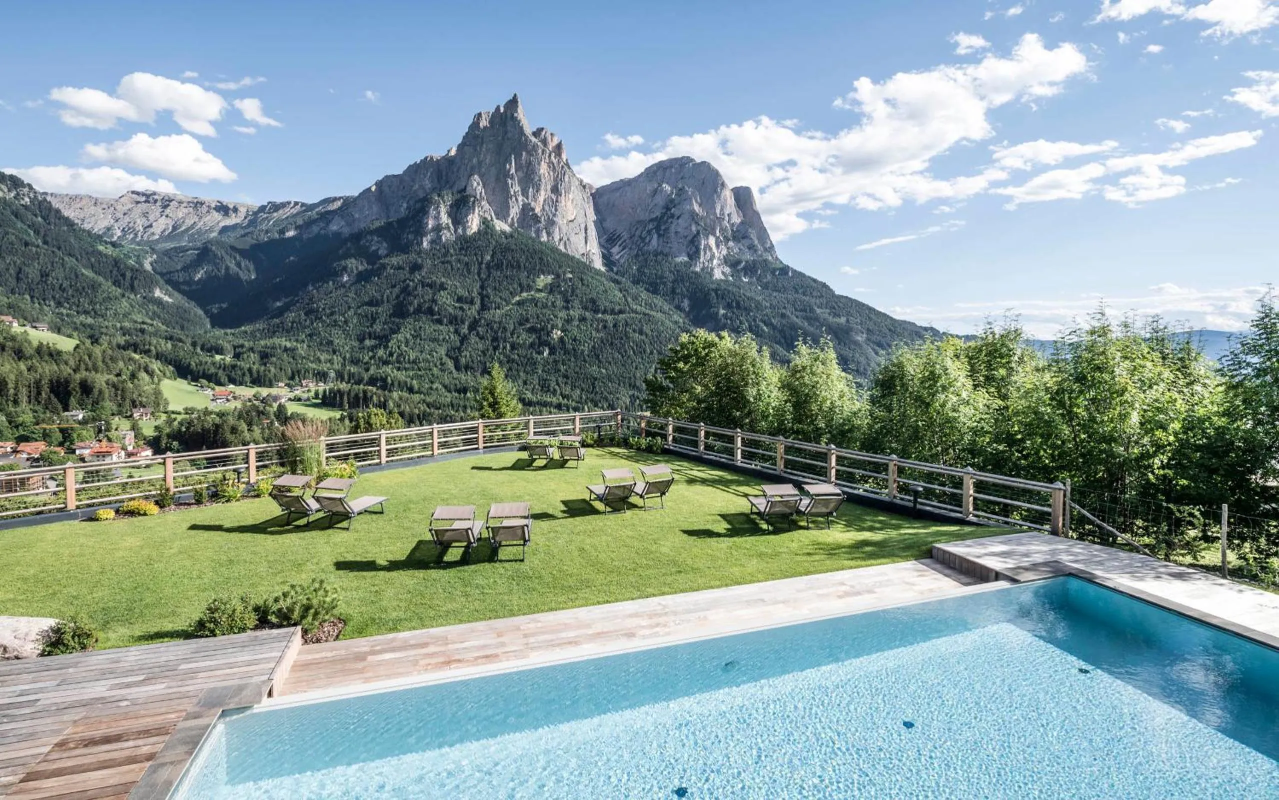 Mountain view in Sonus Alpis - Adults Only