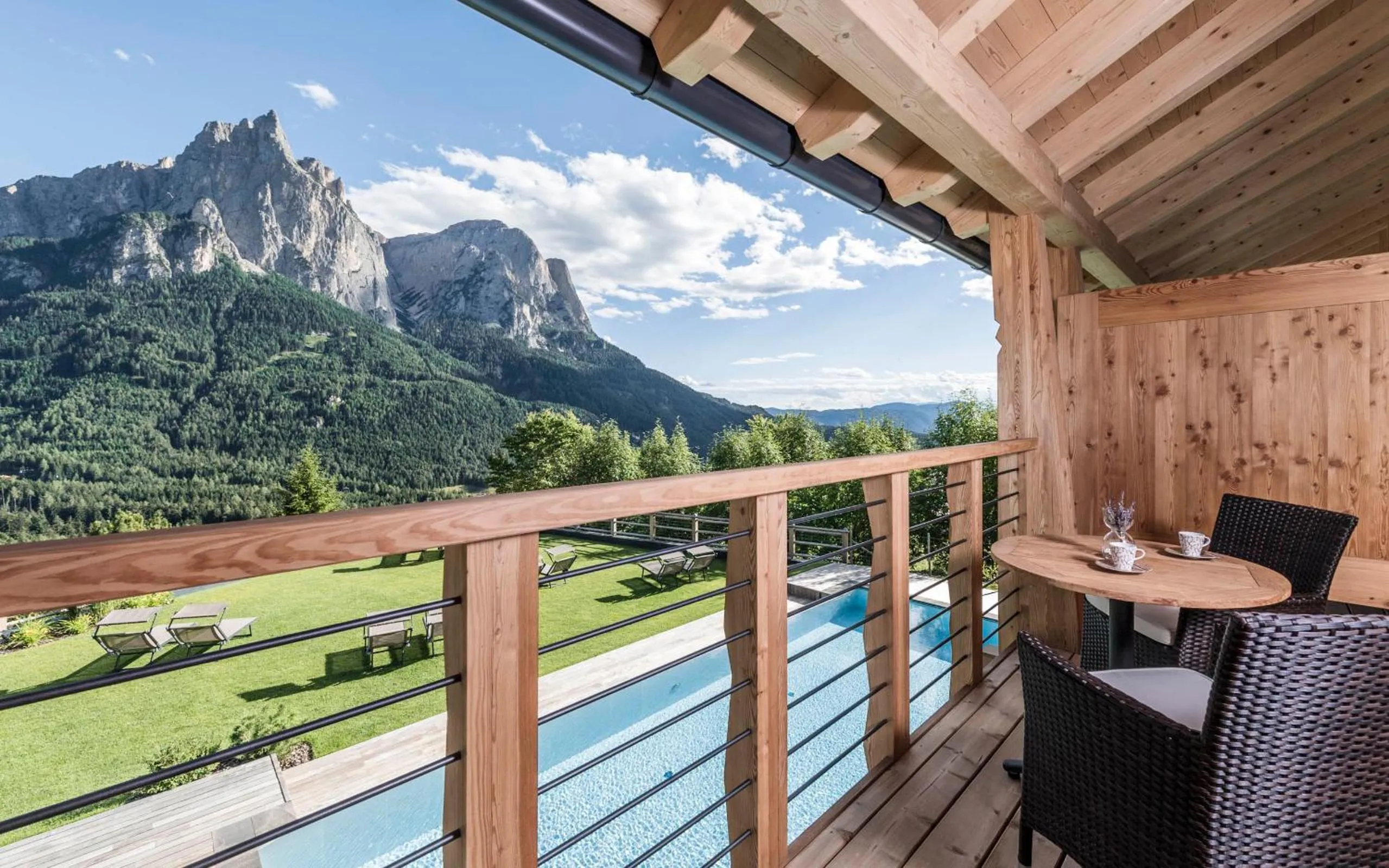 Mountain view in Sonus Alpis - Adults Only