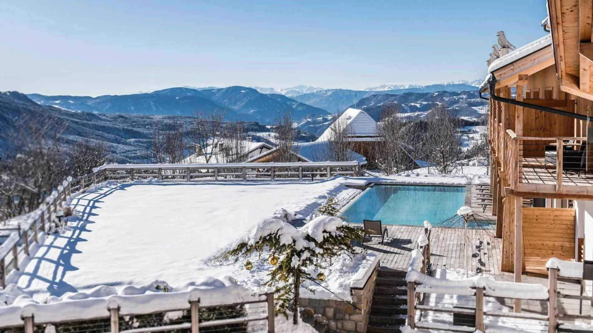 Mountain view in Sonus Alpis - Adults Only