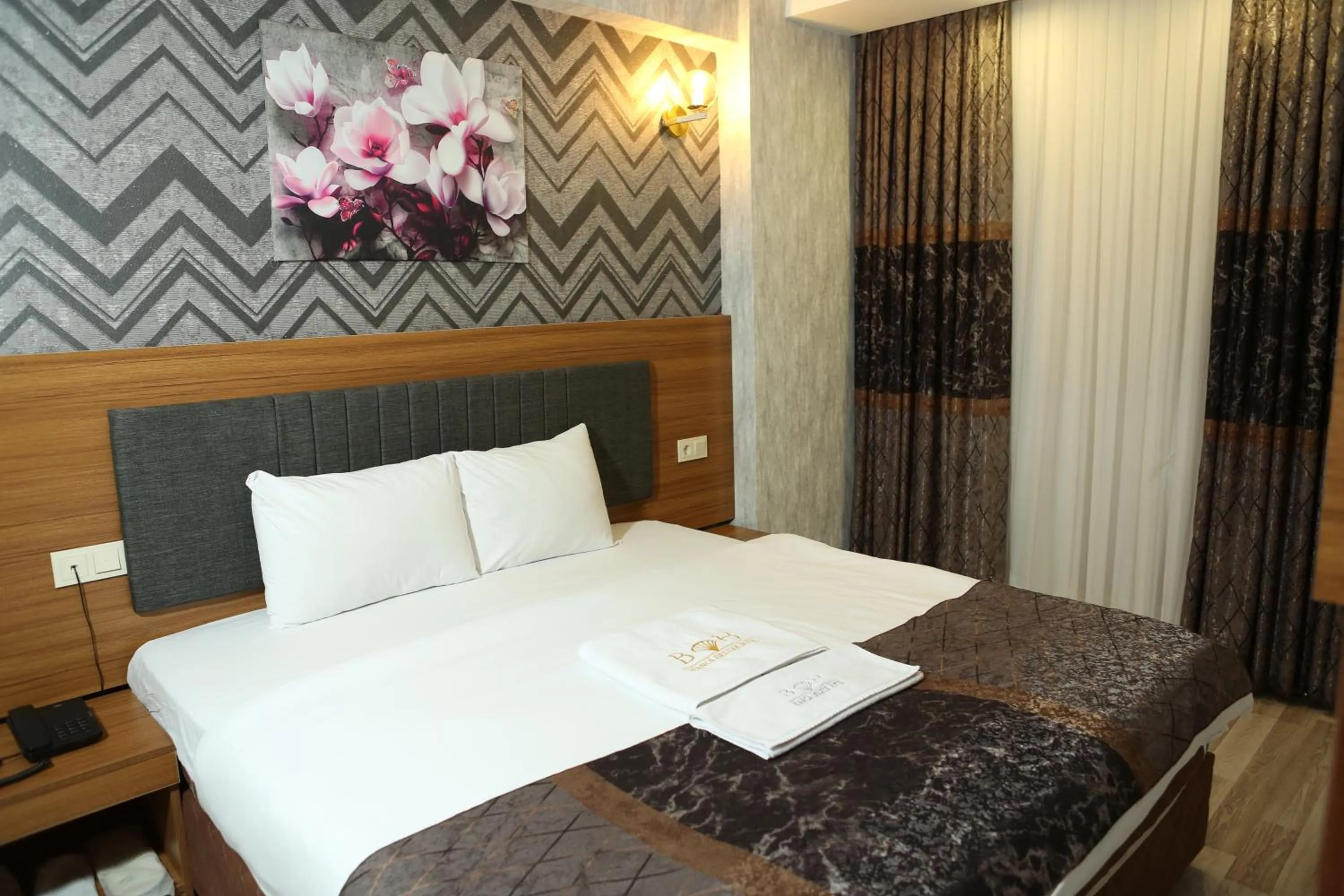 Photo of the whole room, Bed in Bianca Hotel VAN