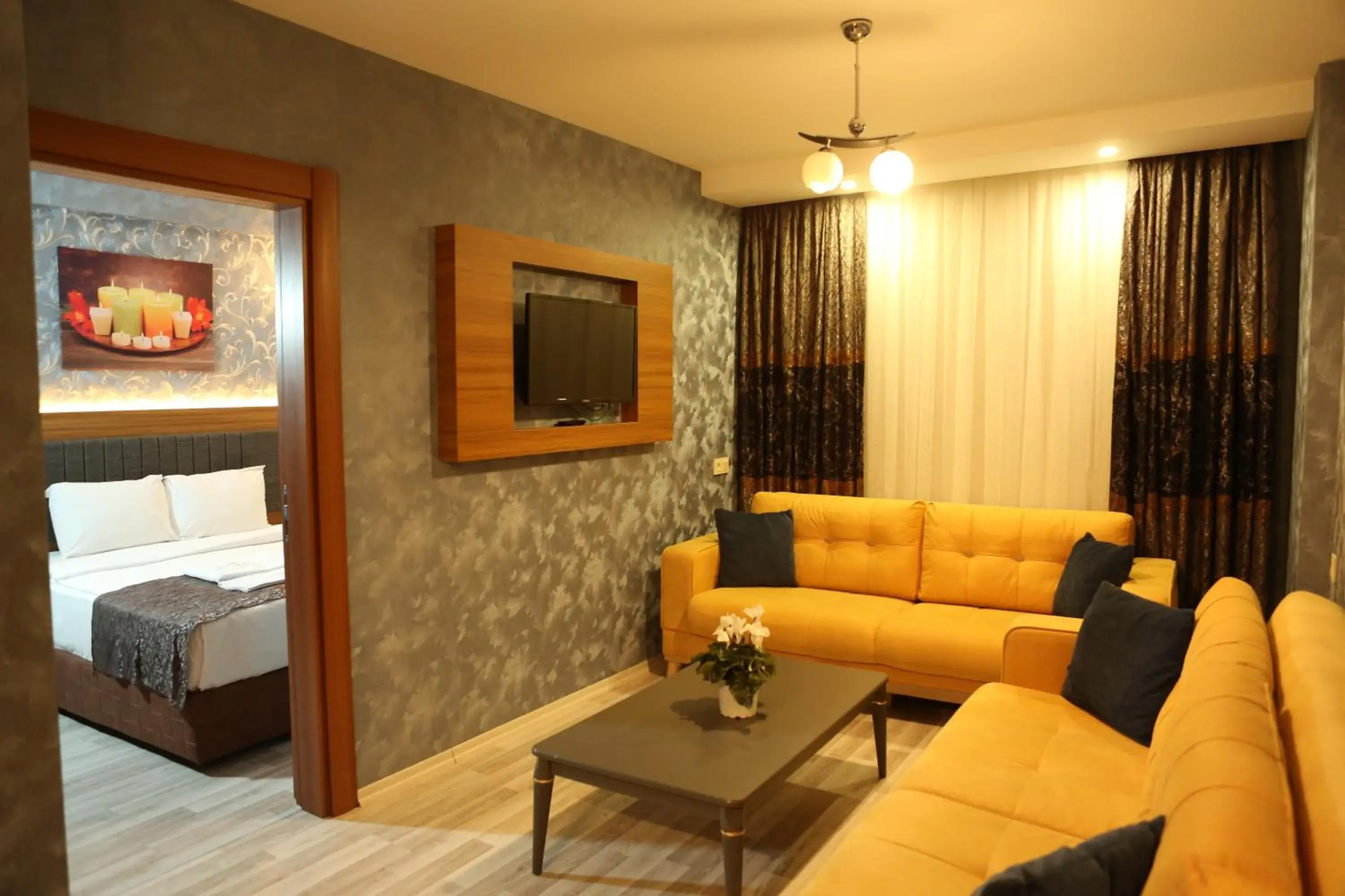 Deluxe Suite in Bianca Hotel VAN Deluxe Suite in Bianca Hotel VAN