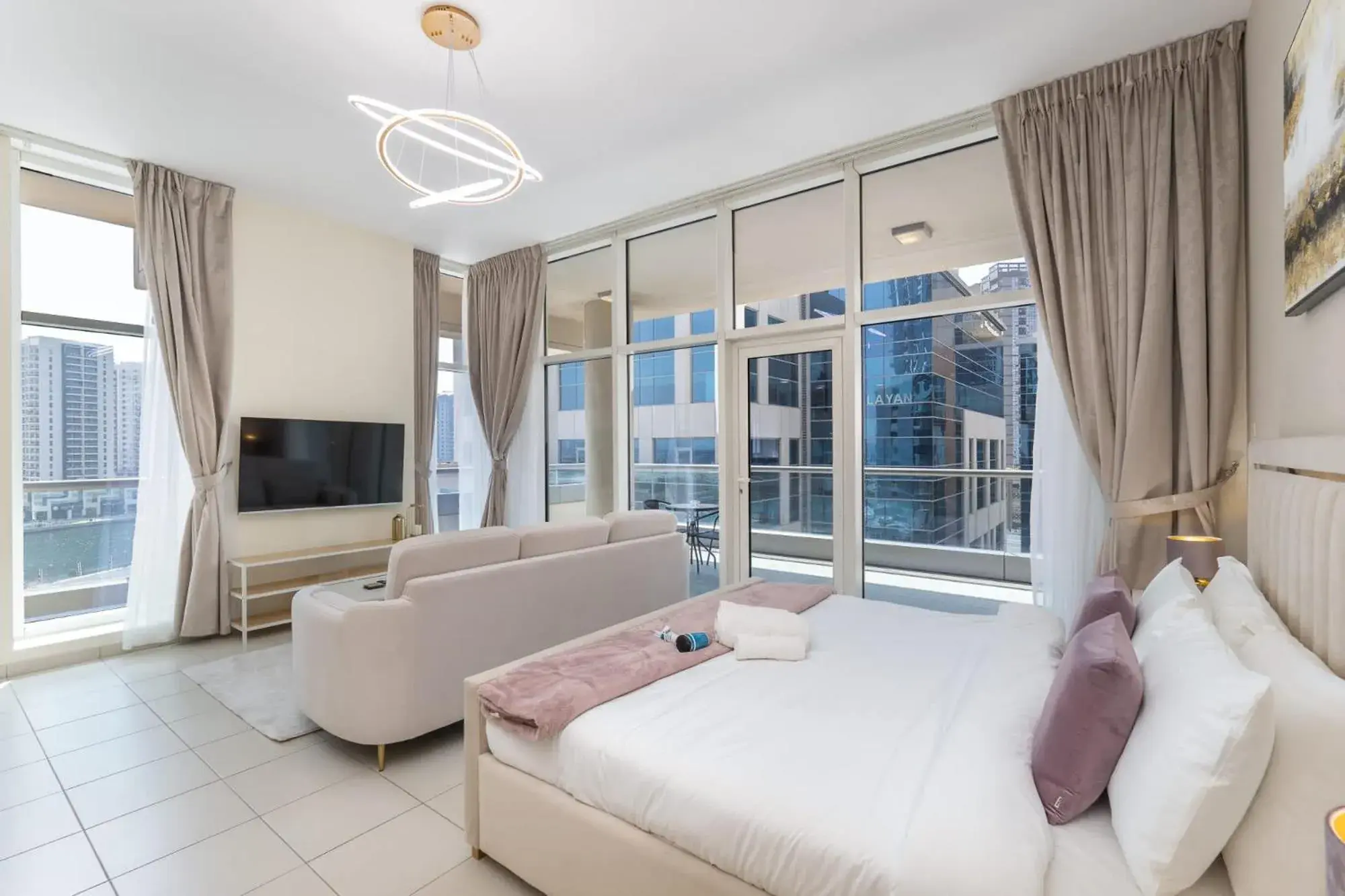 Glorious Studio with Easy City Access in Bay Square 9, Business Bay Glorious Studio with Easy City Access in Bay Square 9, Business Bay