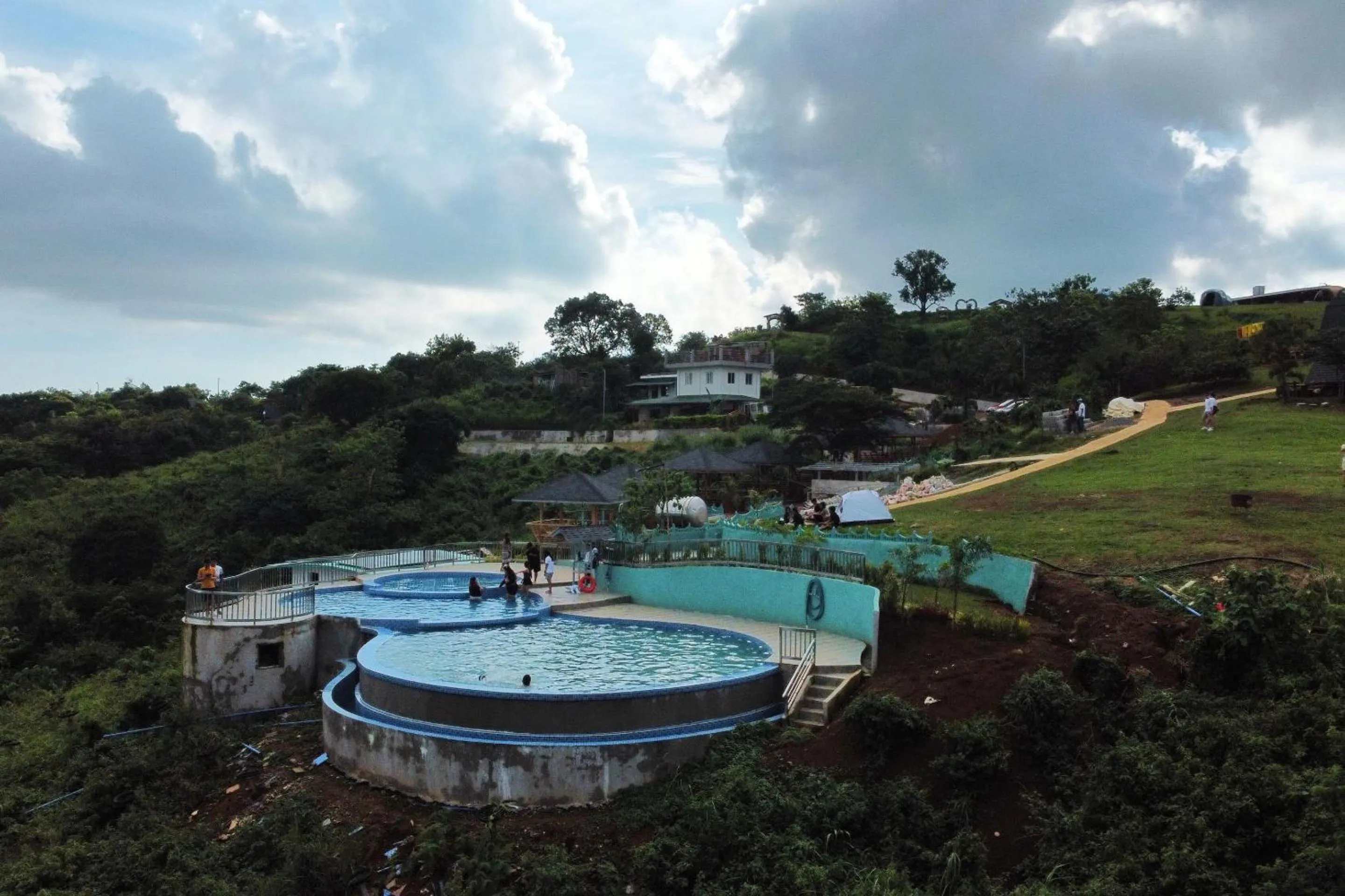 Swimming pool in Viewscape Nature Park Tanay powered by Cocotel