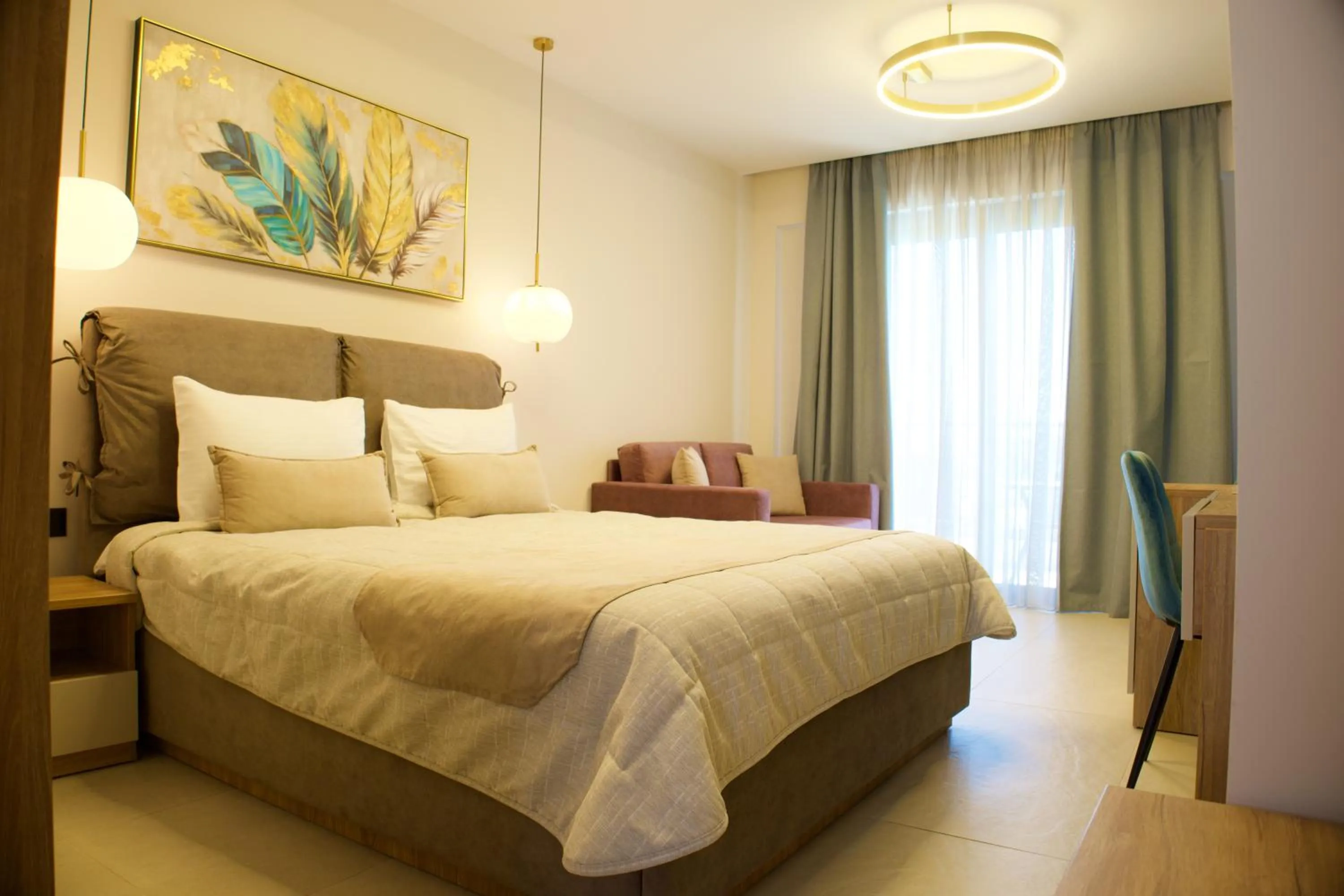 Bed in Sky Boutique Hotel