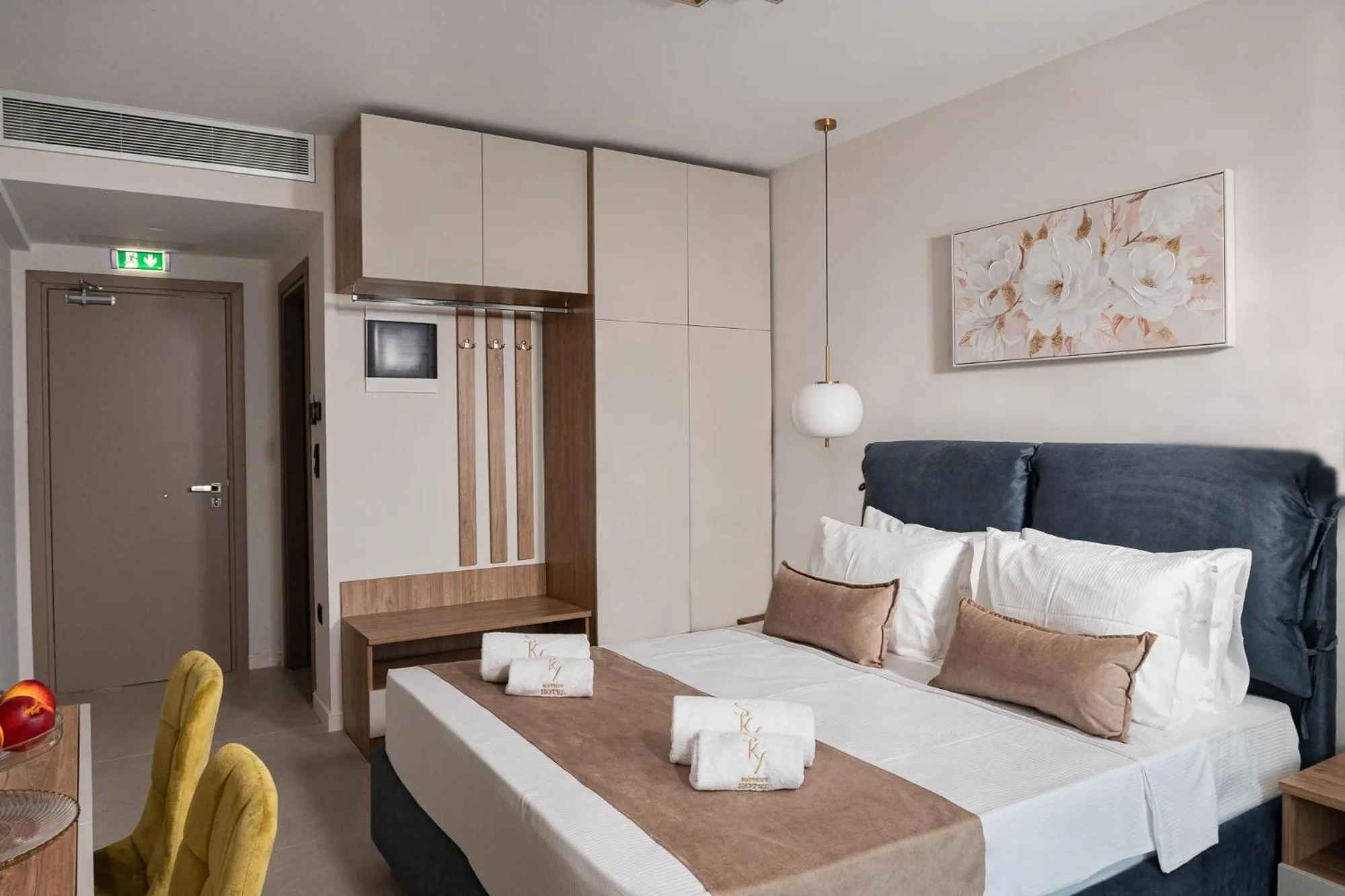 Bed in Sky Boutique Hotel